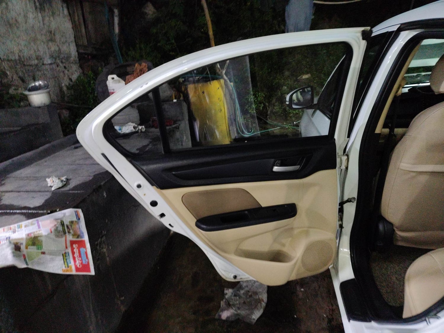 Used 2020 Honda Amaze 1.2 V CVT Petrol Petrol Automatic interior LEFT REAR DOOR OPEN VIEW