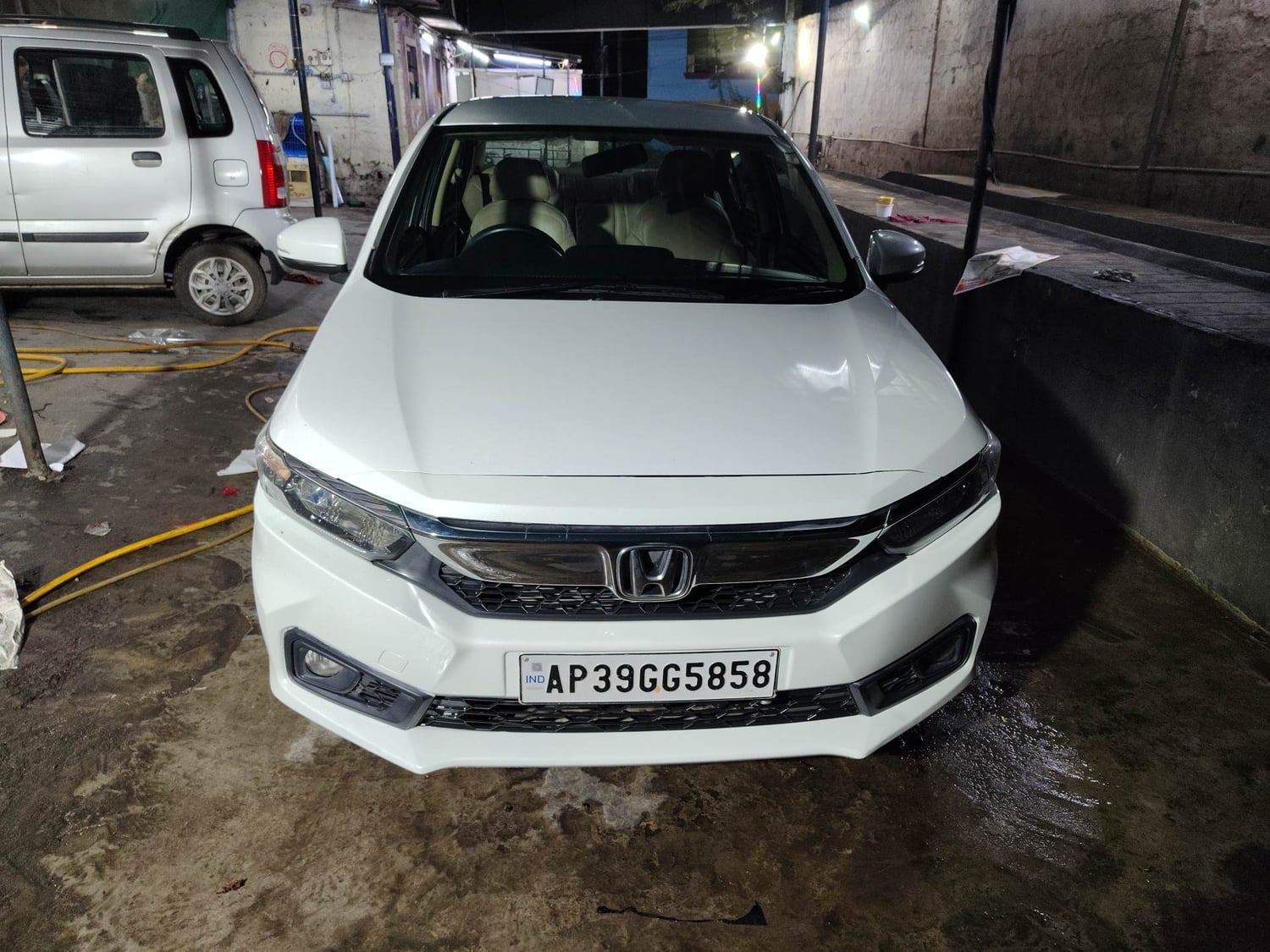 Used 2020 Honda Amaze 1.2 V CVT Petrol Petrol Automatic exterior FRONT VIEW