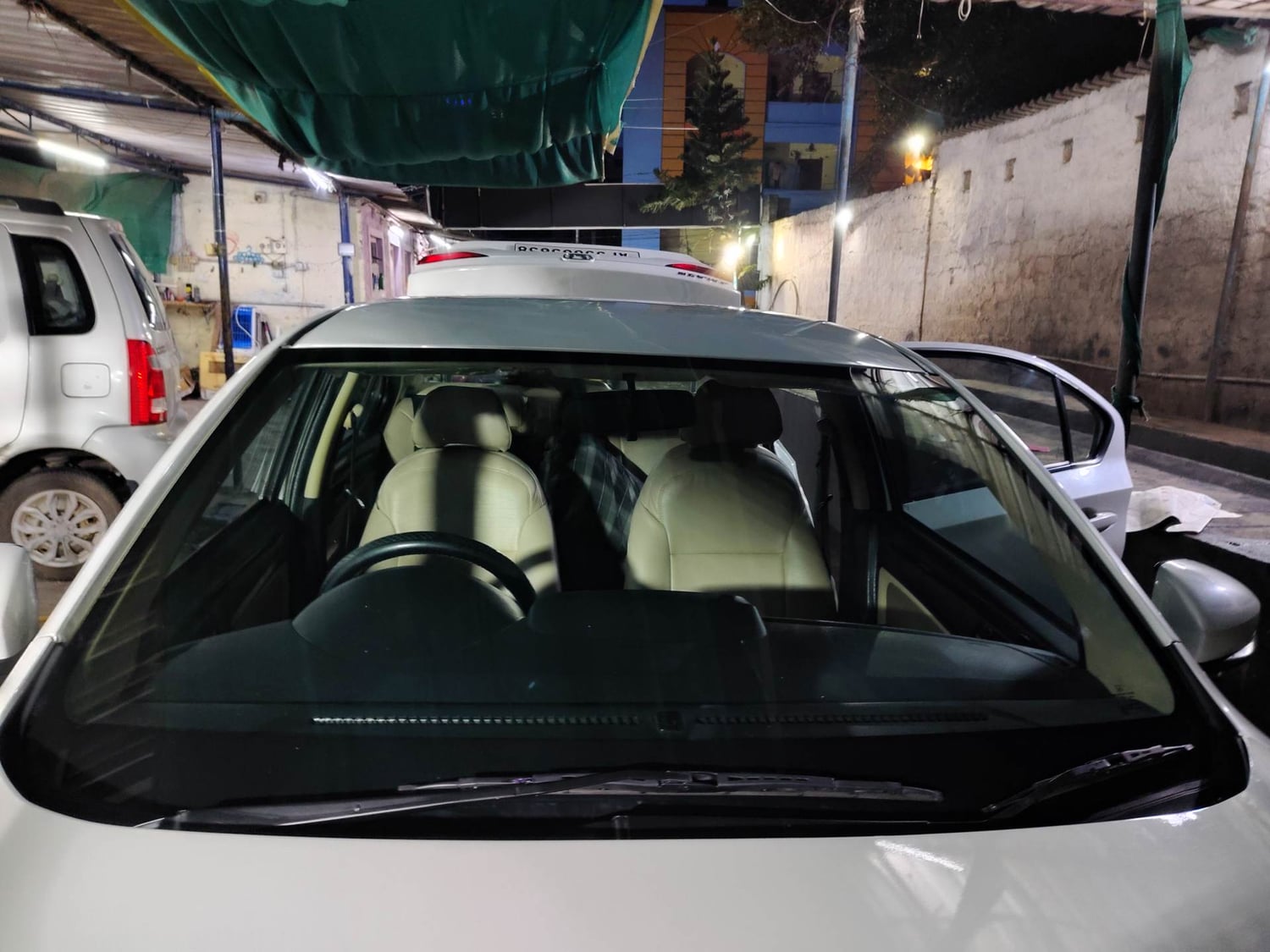 Used 2020 Honda Amaze 1.2 V CVT Petrol Petrol Automatic exterior FRONT WINDSHIELD VIEW