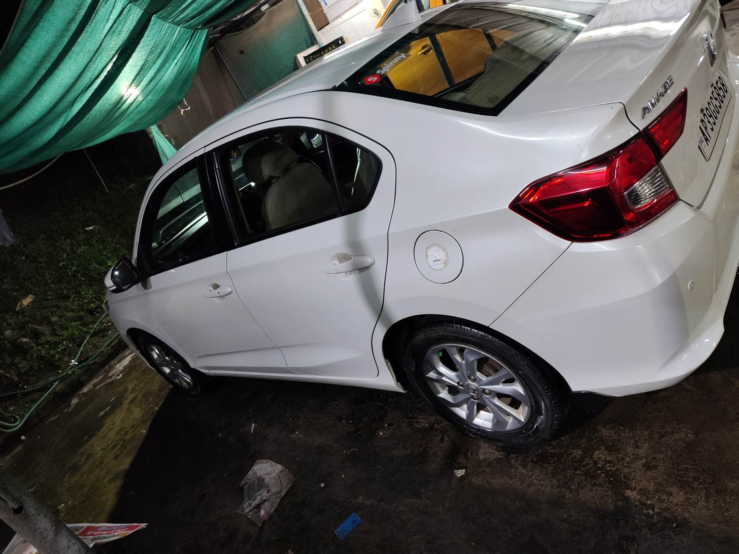 Used 2020 Honda Amaze 1.2 V CVT Petrol Petrol Automatic exterior LEFT SIDE VIEW