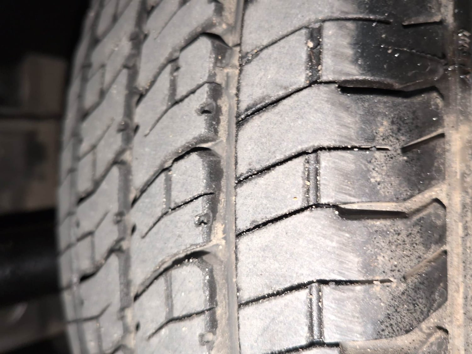 Used 2016 Renault Kwid RXT Petrol Manual tyres RIGHT FRONT TYRE TREAD VIEW