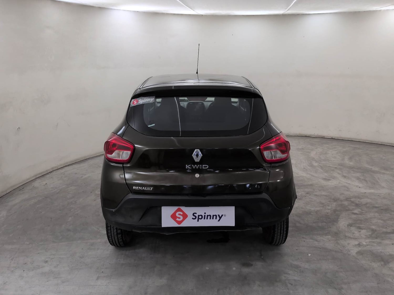 Used 2016 Renault Kwid RXT Petrol Manual exterior BACK VIEW
