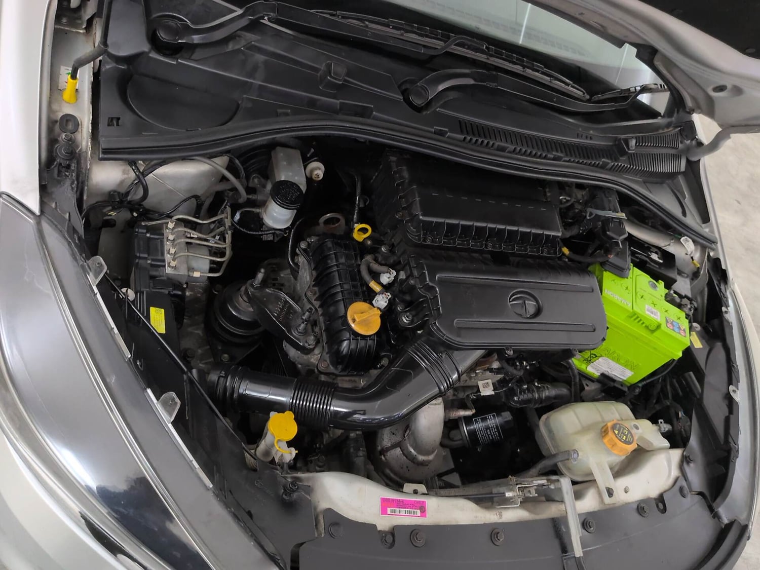 Used 2021 Tata Tiago XZA Plus Petrol Automatic engine ENGINE RIGHT SIDE VIEW