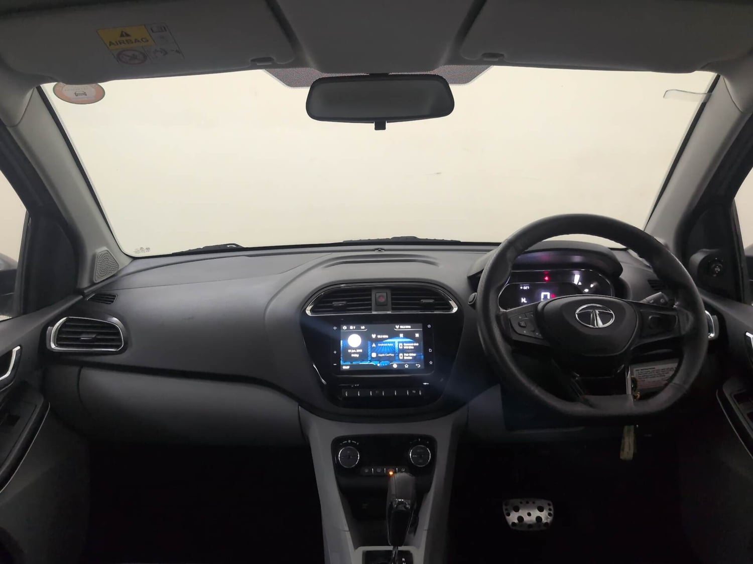 Used 2021 Tata Tiago XZA Plus Petrol Automatic interior DASHBOARD VIEW