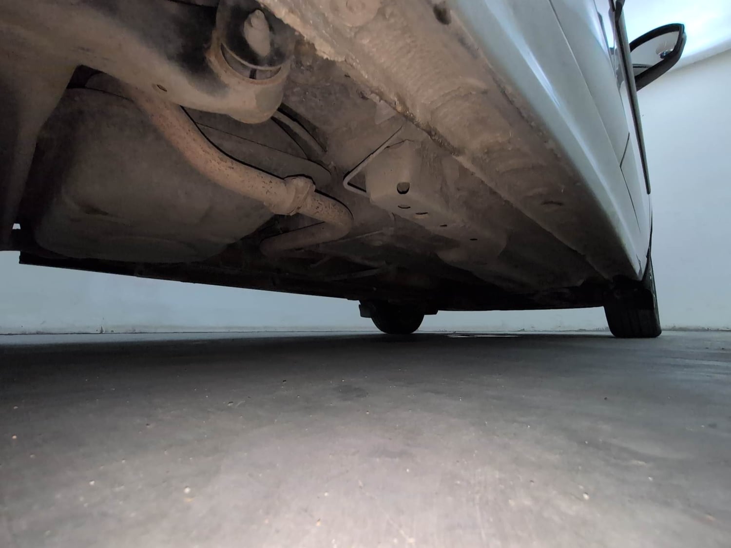 Used 2021 Tata Tiago XZA Plus Petrol Automatic extra REAR RIGHT UNDERBODY VIEW