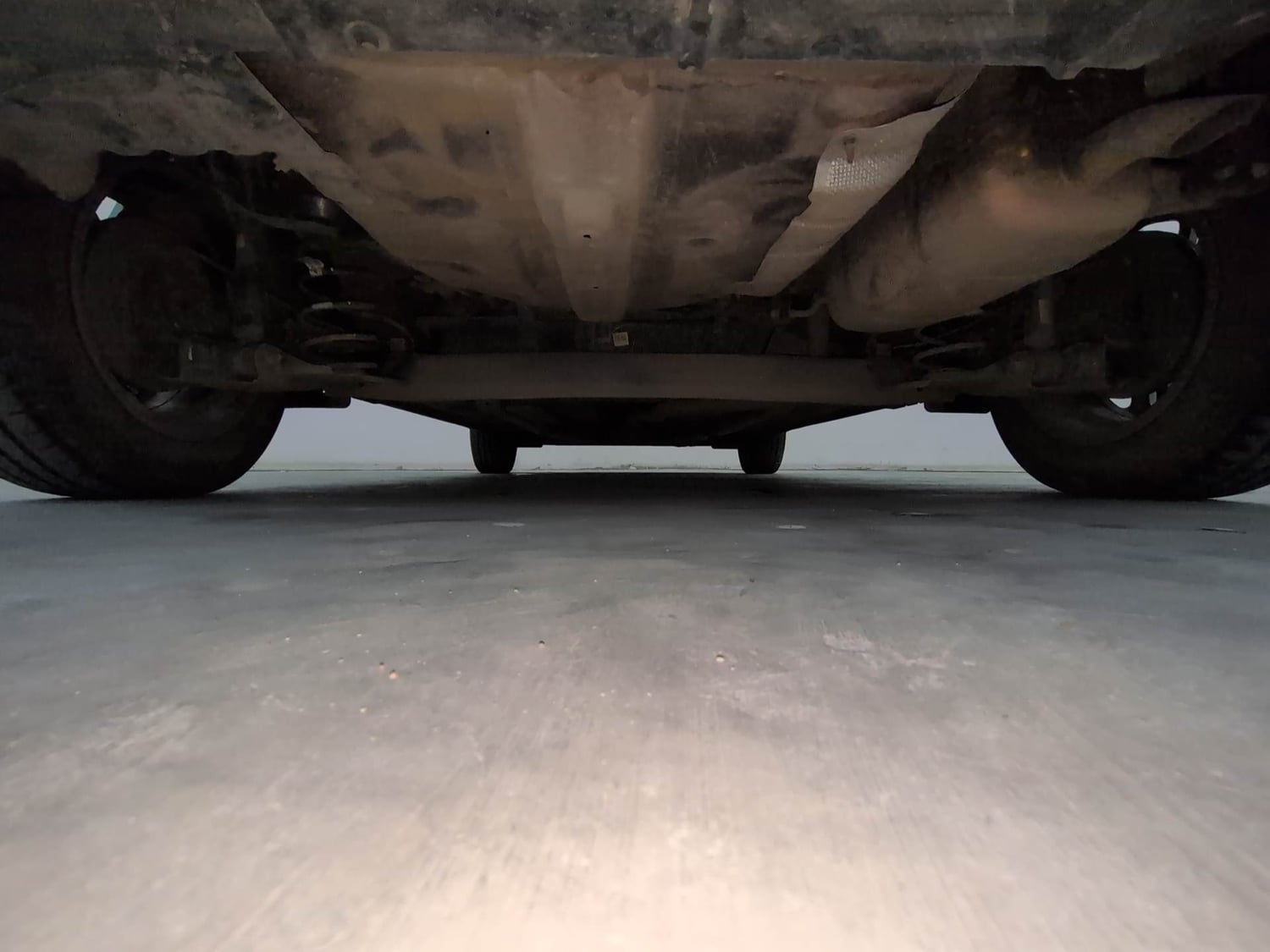 Used 2022 Hyundai Grand i10 Nios Sportz 1.2 Kappa VTVT Petrol Manual extra REAR UNDERBODY VIEW (TAKEN FROM REAR)