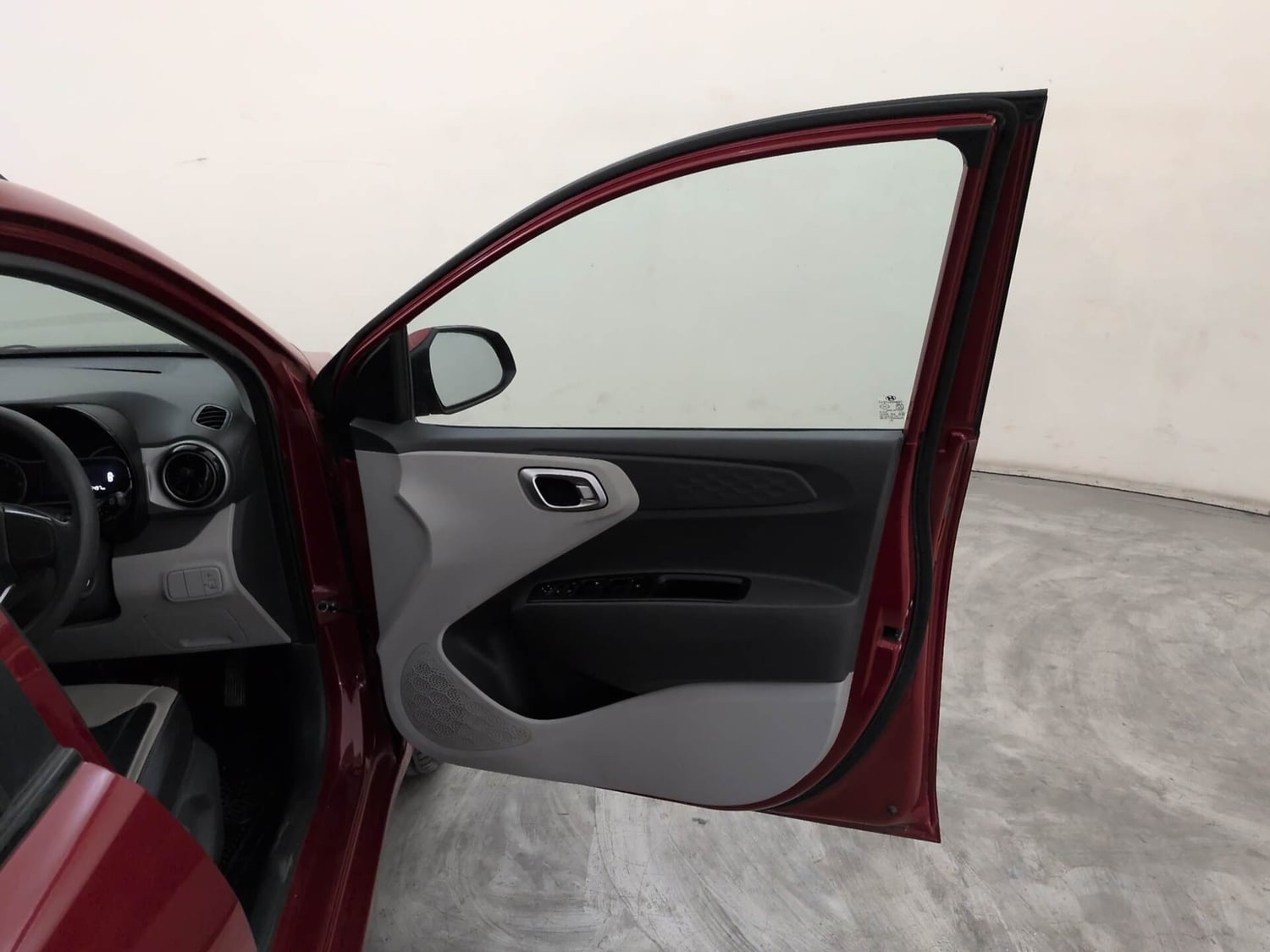 Used 2022 Hyundai Grand i10 Nios Sportz 1.2 Kappa VTVT Petrol Manual interior RIGHT FRONT DOOR OPEN VIEW