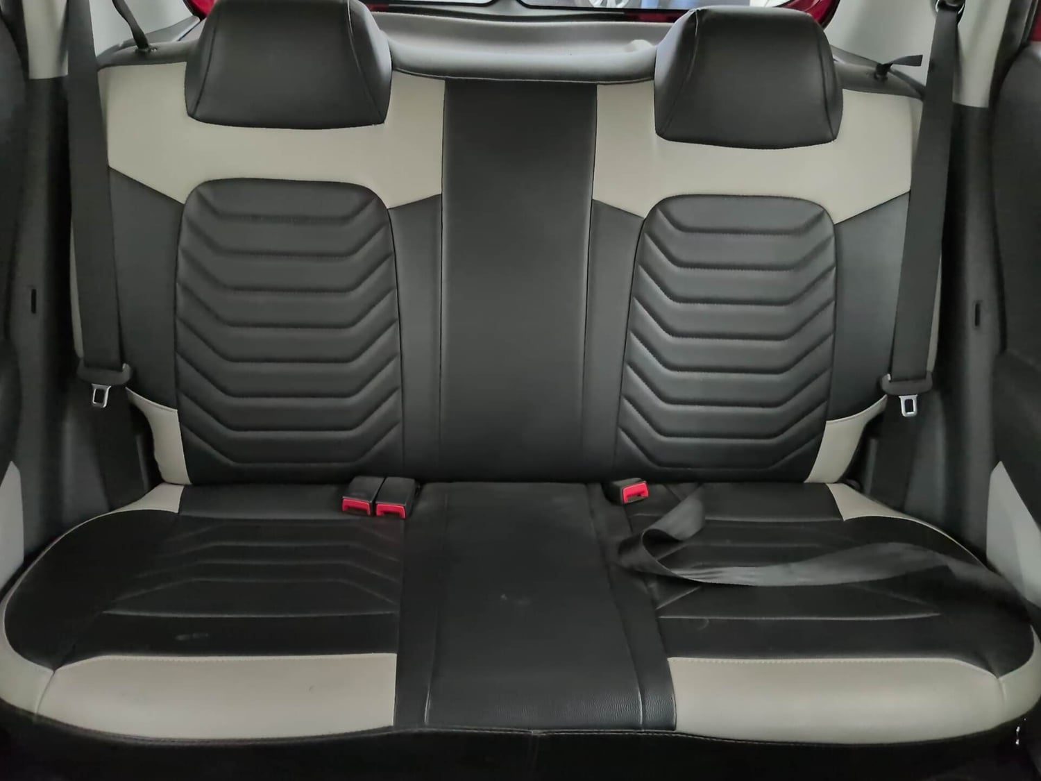 Used 2022 Hyundai Grand i10 Nios Sportz 1.2 Kappa VTVT Petrol Manual interior REAR SEAT CONDITION VIEW