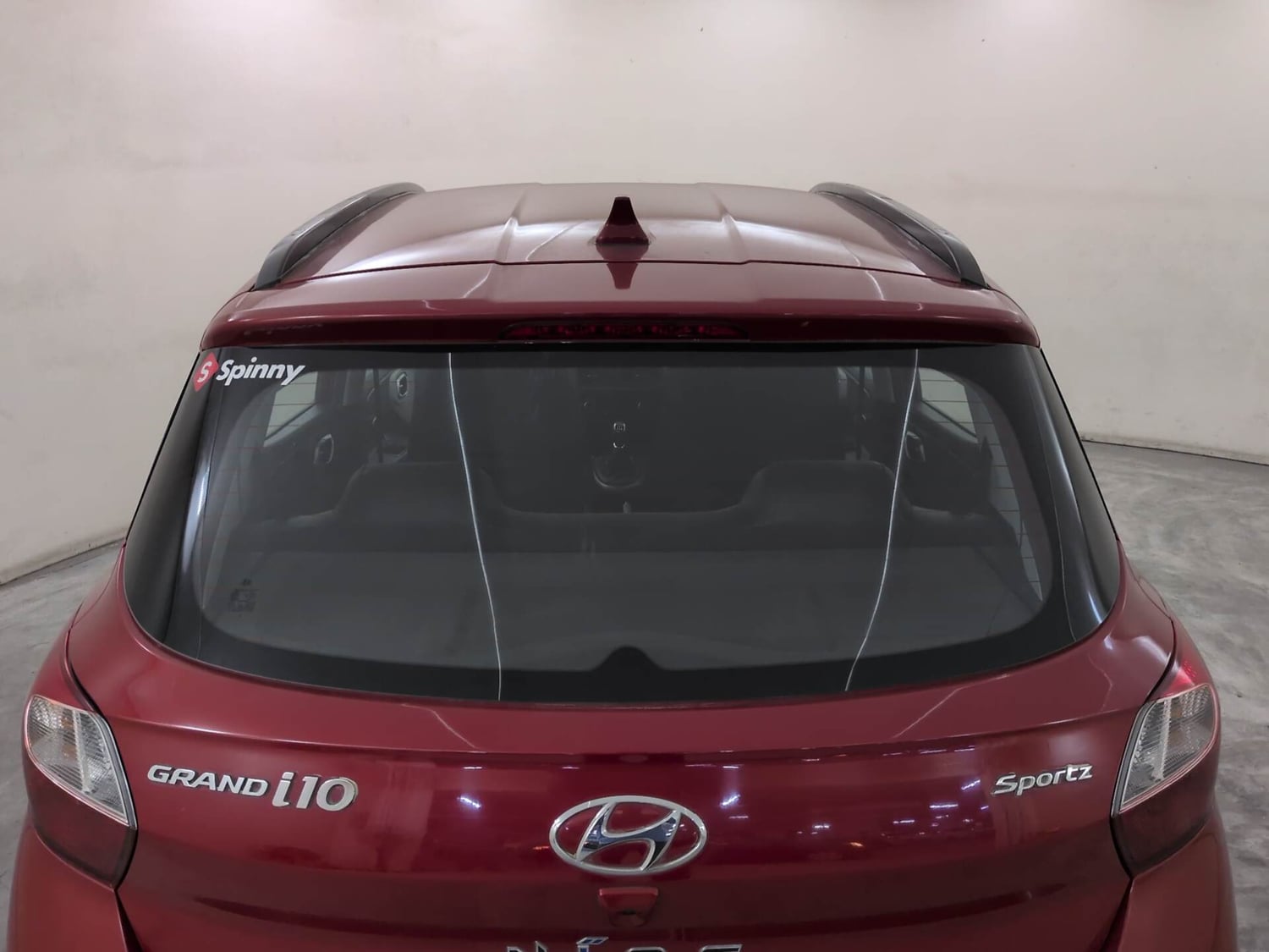 Used 2022 Hyundai Grand i10 Nios Sportz 1.2 Kappa VTVT Petrol Manual exterior BACK WINDSHIELD VIEW