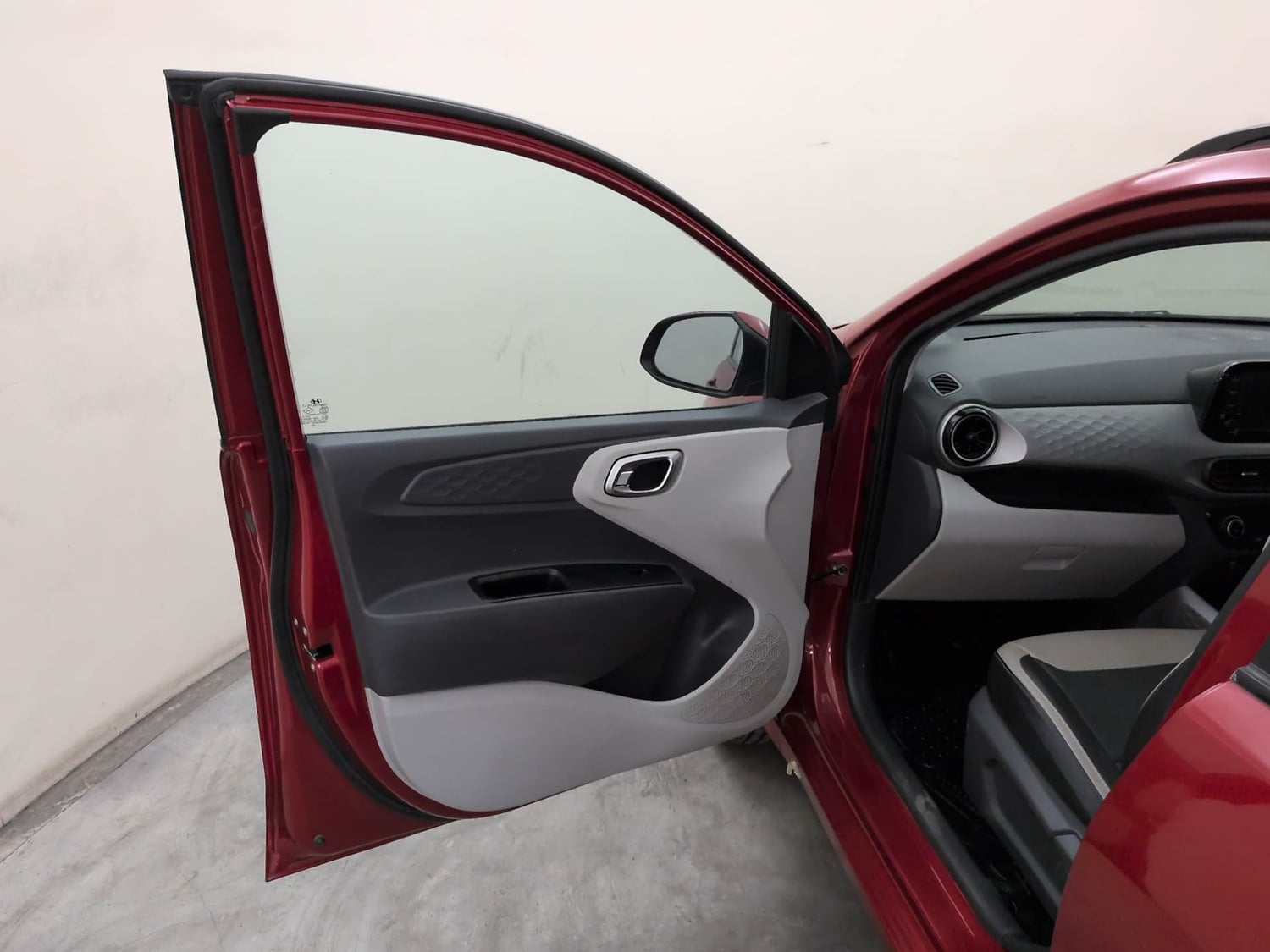 Used 2022 Hyundai Grand i10 Nios Sportz 1.2 Kappa VTVT Petrol Manual interior LEFT FRONT DOOR OPEN VIEW