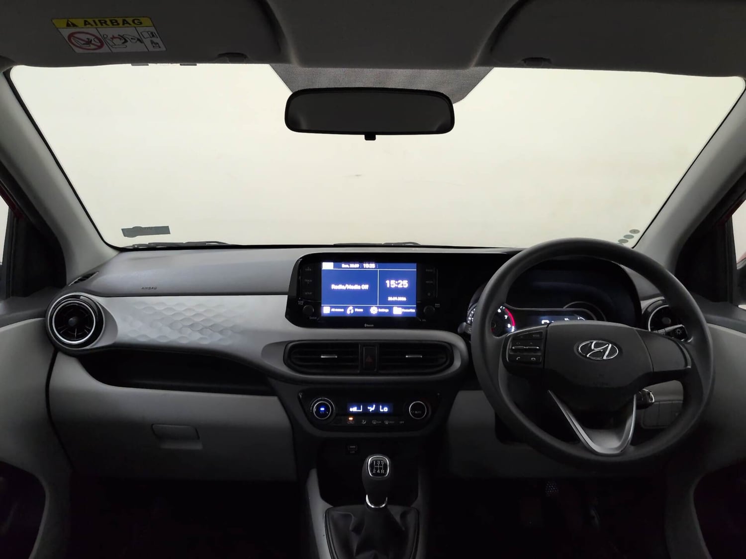 Used 2022 Hyundai Grand i10 Nios Sportz 1.2 Kappa VTVT Petrol Manual interior DASHBOARD VIEW