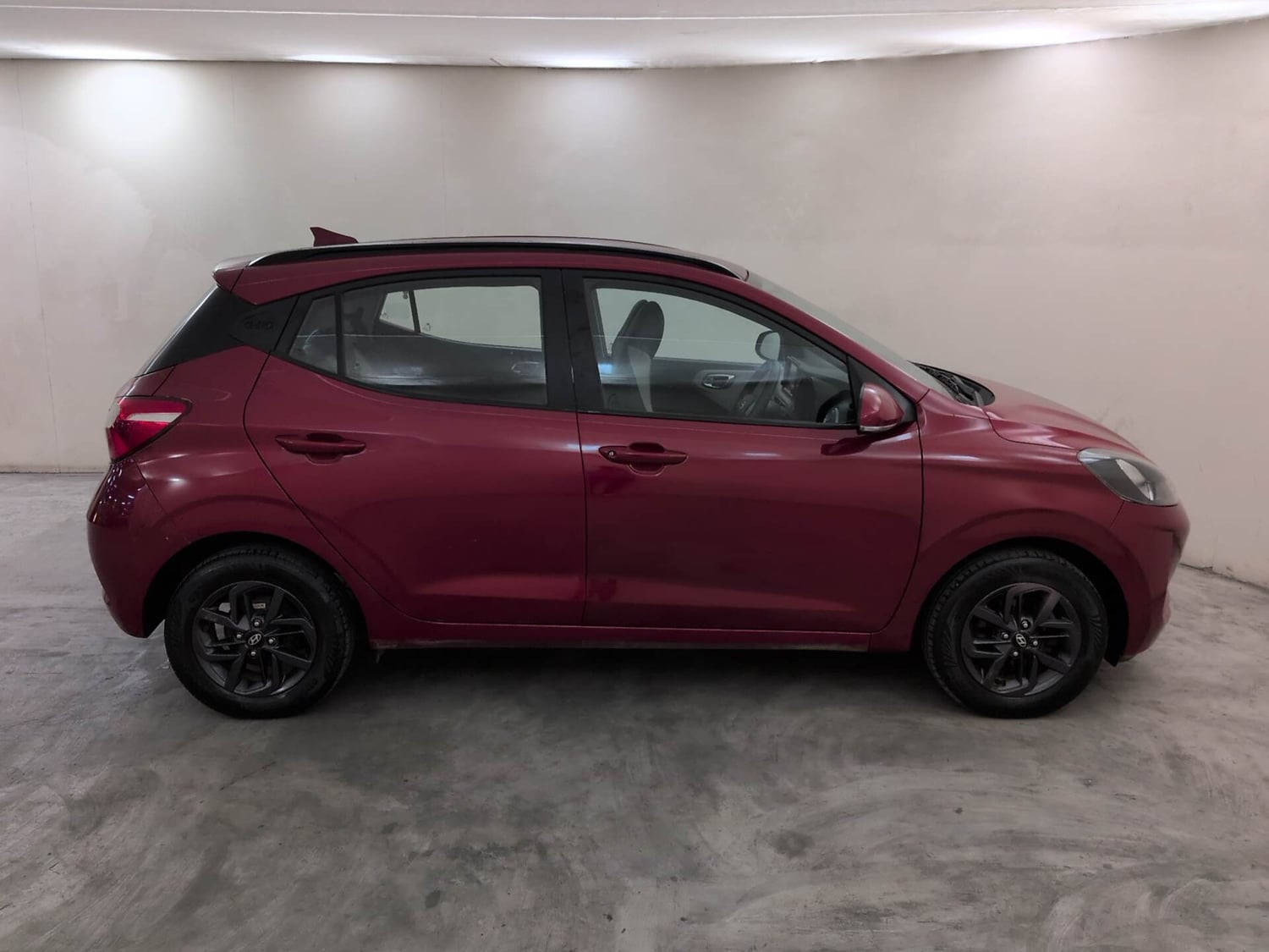 Used 2022 Hyundai Grand i10 Nios Sportz 1.2 Kappa VTVT Petrol Manual exterior RIGHT SIDE VIEW