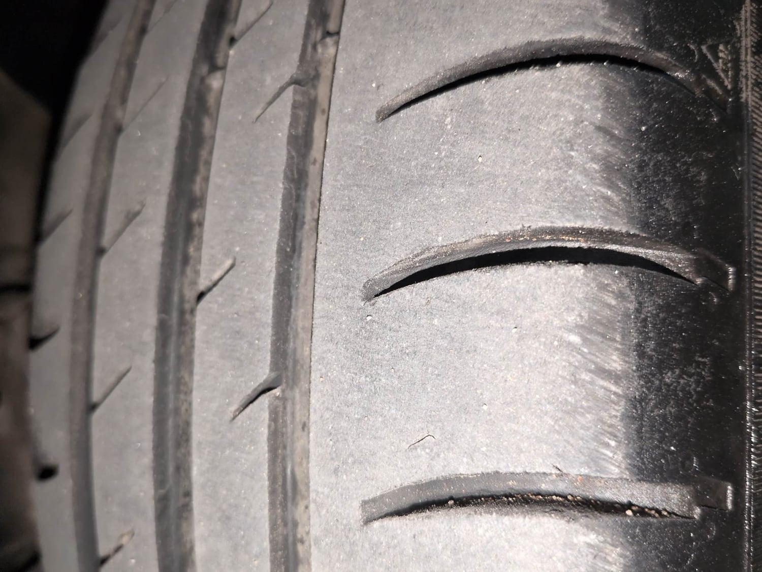 Used 2019 Hyundai Elite i20 Sportz Plus 1.2 Petrol Manual tyres RIGHT FRONT TYRE TREAD VIEW