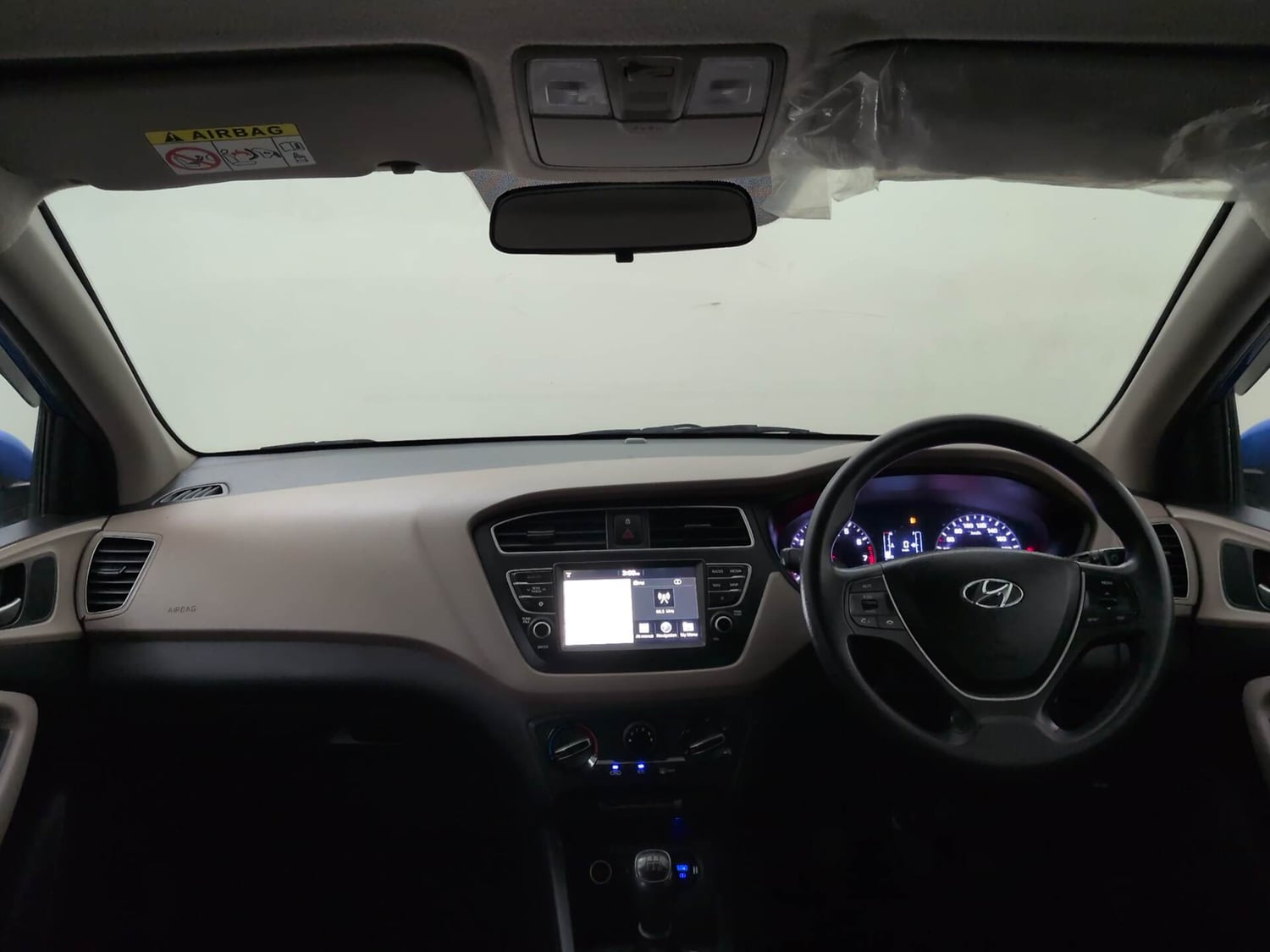 Used 2019 Hyundai Elite i20 Sportz Plus 1.2 Petrol Manual interior DASHBOARD VIEW