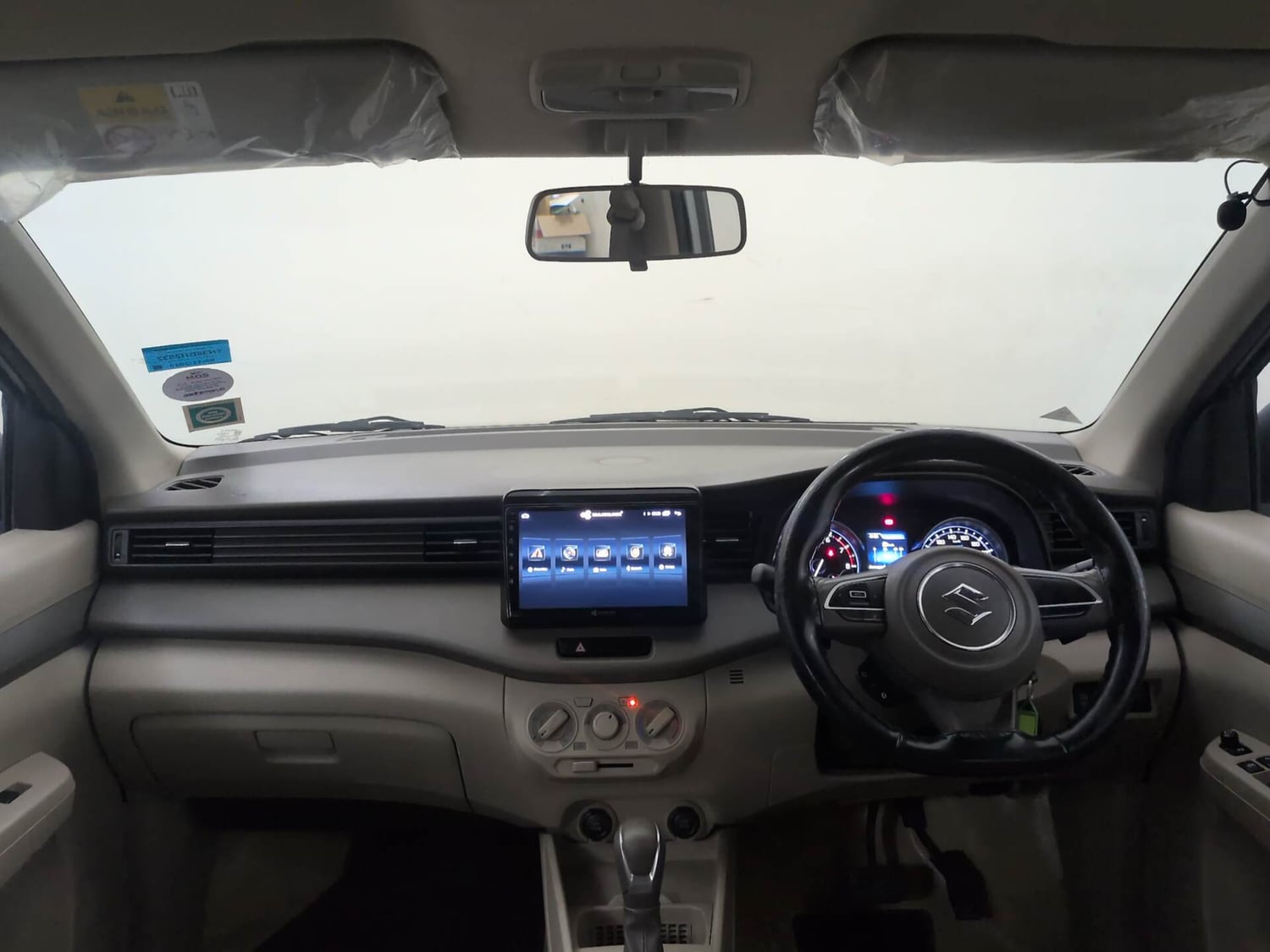 Used 2023 Maruti Suzuki Ertiga VXi AT Petrol Automatic interior DASHBOARD VIEW