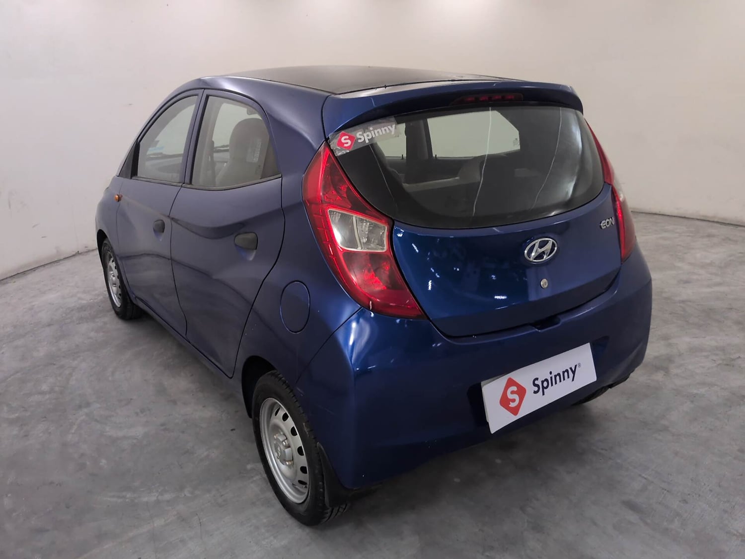 Used 2018 Hyundai Eon Era + Petrol Manual exterior LEFT REAR CORNER VIEW