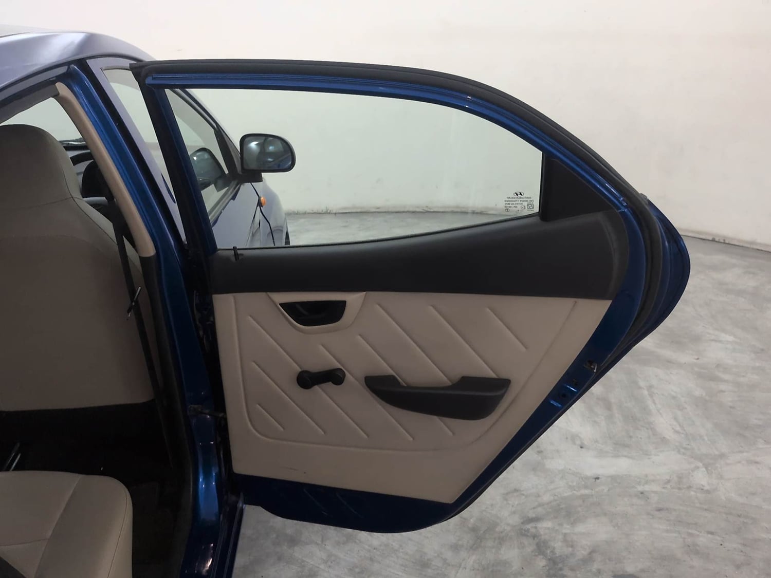 Used 2018 Hyundai Eon Era + Petrol Manual interior RIGHT REAR DOOR OPEN VIEW
