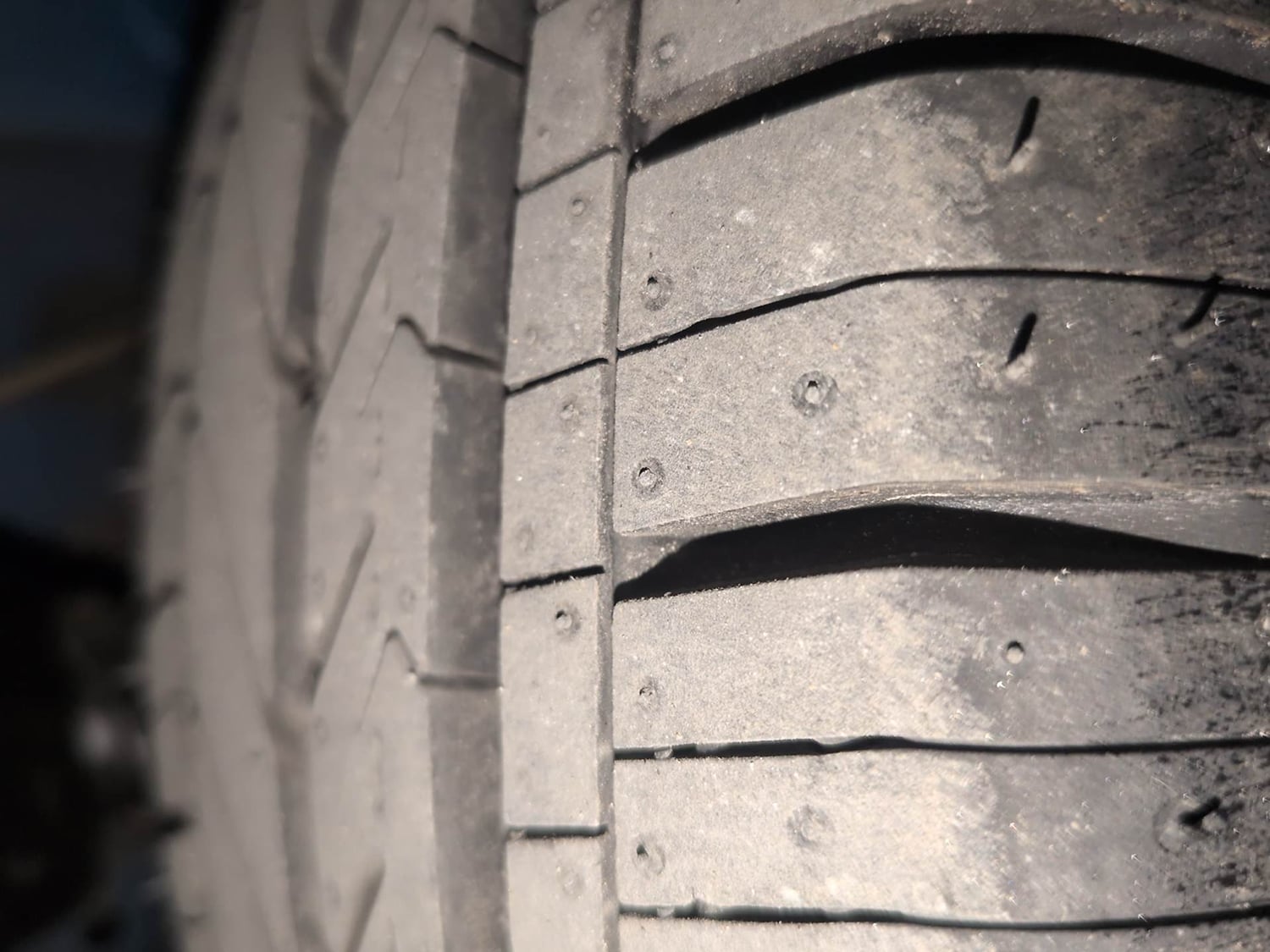 Used 2018 Hyundai Eon Era + Petrol Manual tyres RIGHT FRONT TYRE TREAD VIEW