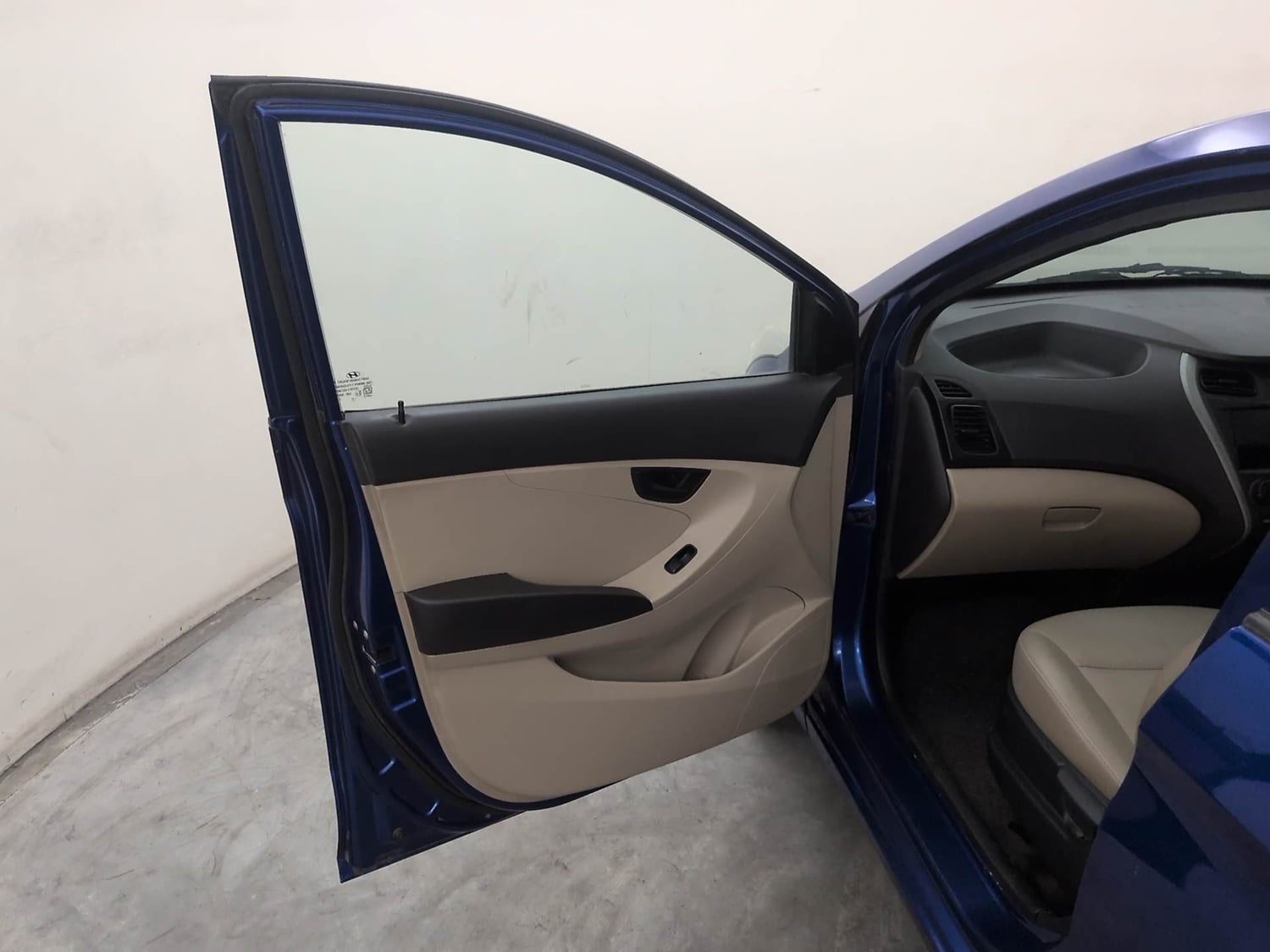 Used 2018 Hyundai Eon Era + Petrol Manual interior LEFT FRONT DOOR OPEN VIEW
