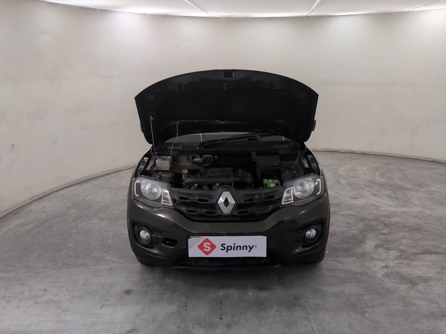 Used 2016 Renault Kwid RXT Opt Petrol Manual engine ENGINE & BONNET OPEN FRONT VIEW