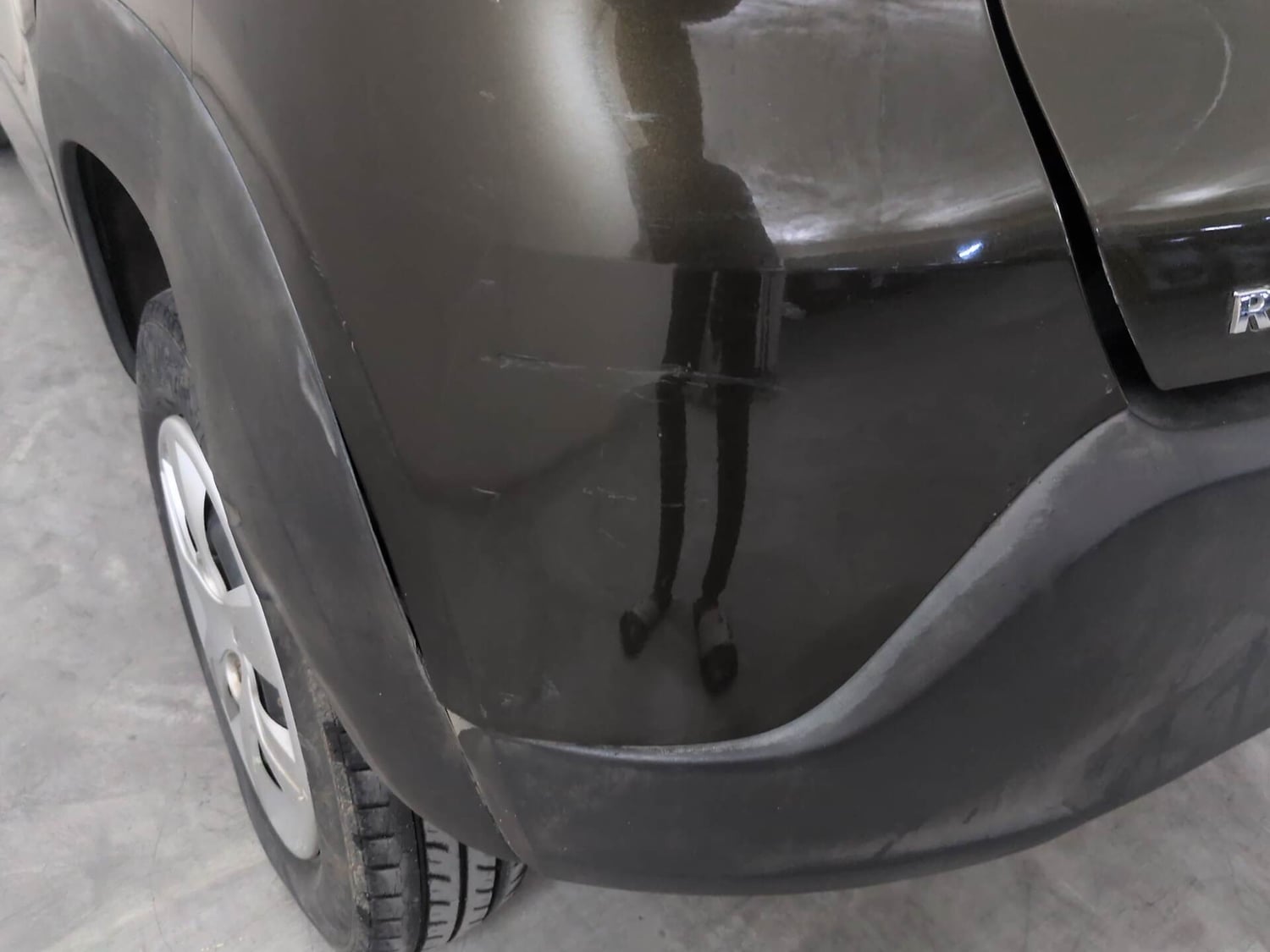 Used 2016 Renault Kwid RXT Opt Petrol Manual dents MINOR SCRATCH