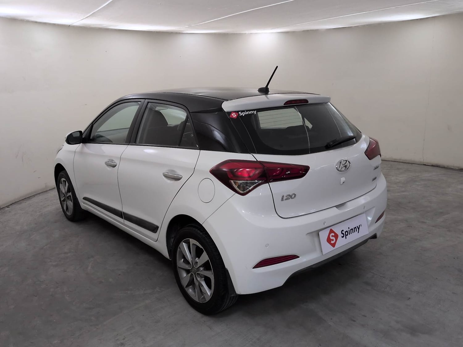 Used 2016 Hyundai Elite i20 Asta 1.2 (O) Petrol Manual exterior LEFT REAR CORNER VIEW