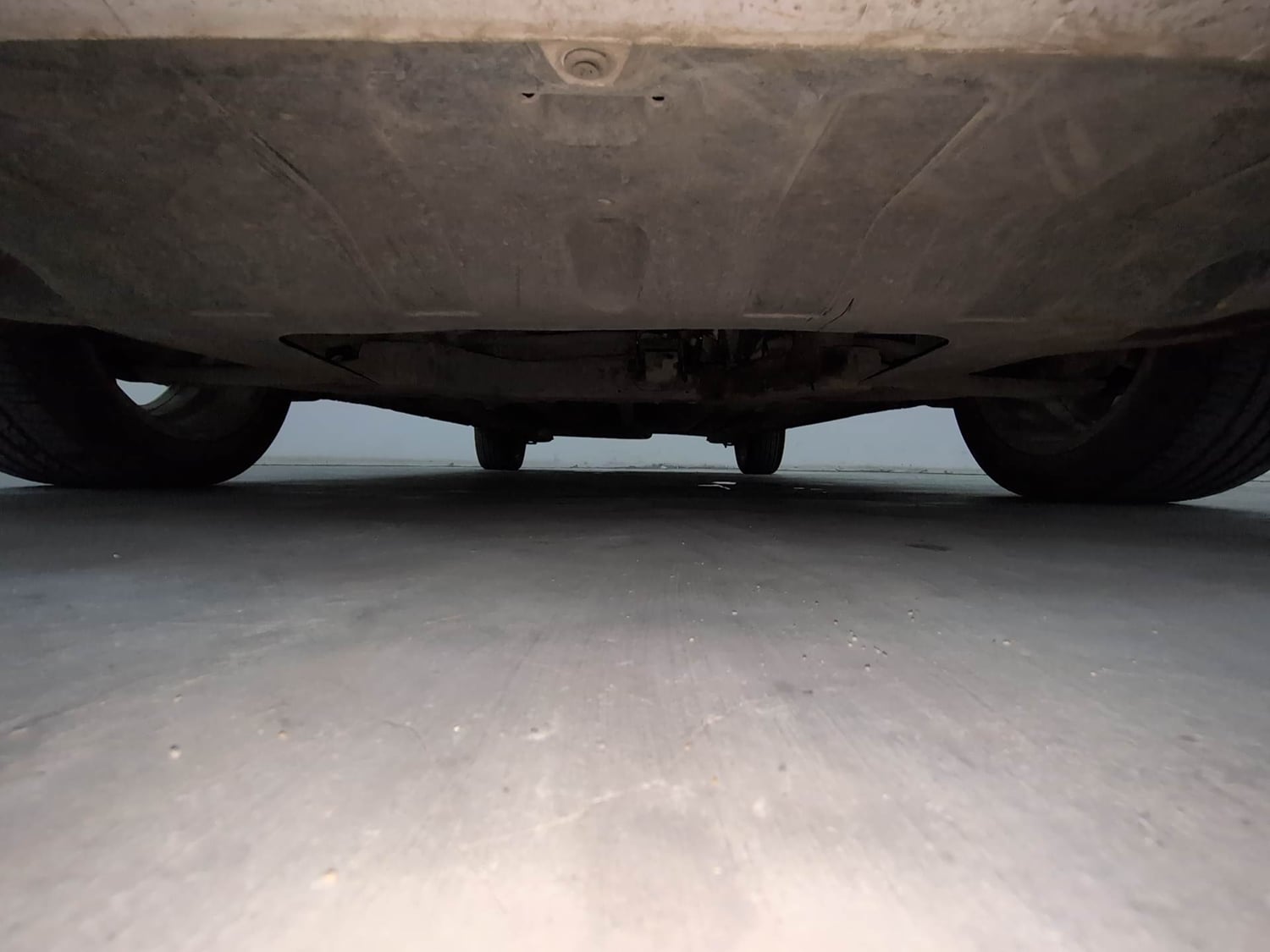 Used 2016 Hyundai Elite i20 Asta 1.2 (O) Petrol Manual extra FRONT LEFT UNDERBODY VIEW