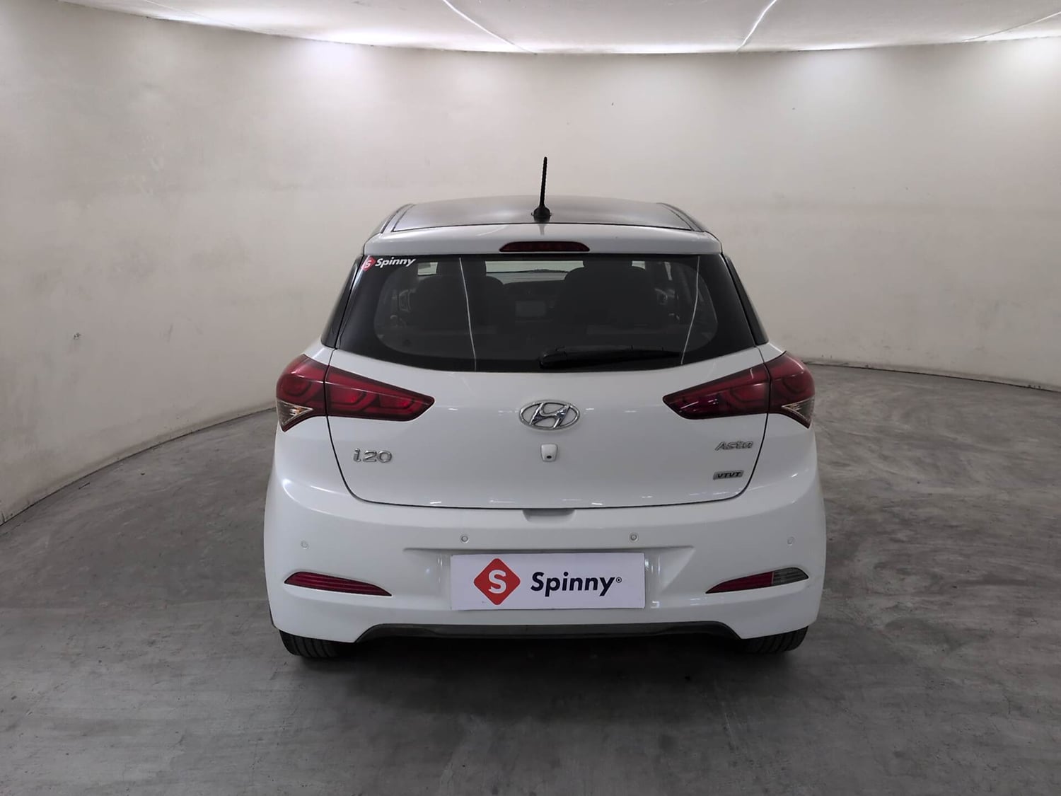 Used 2016 Hyundai Elite i20 Asta 1.2 (O) Petrol Manual exterior BACK VIEW