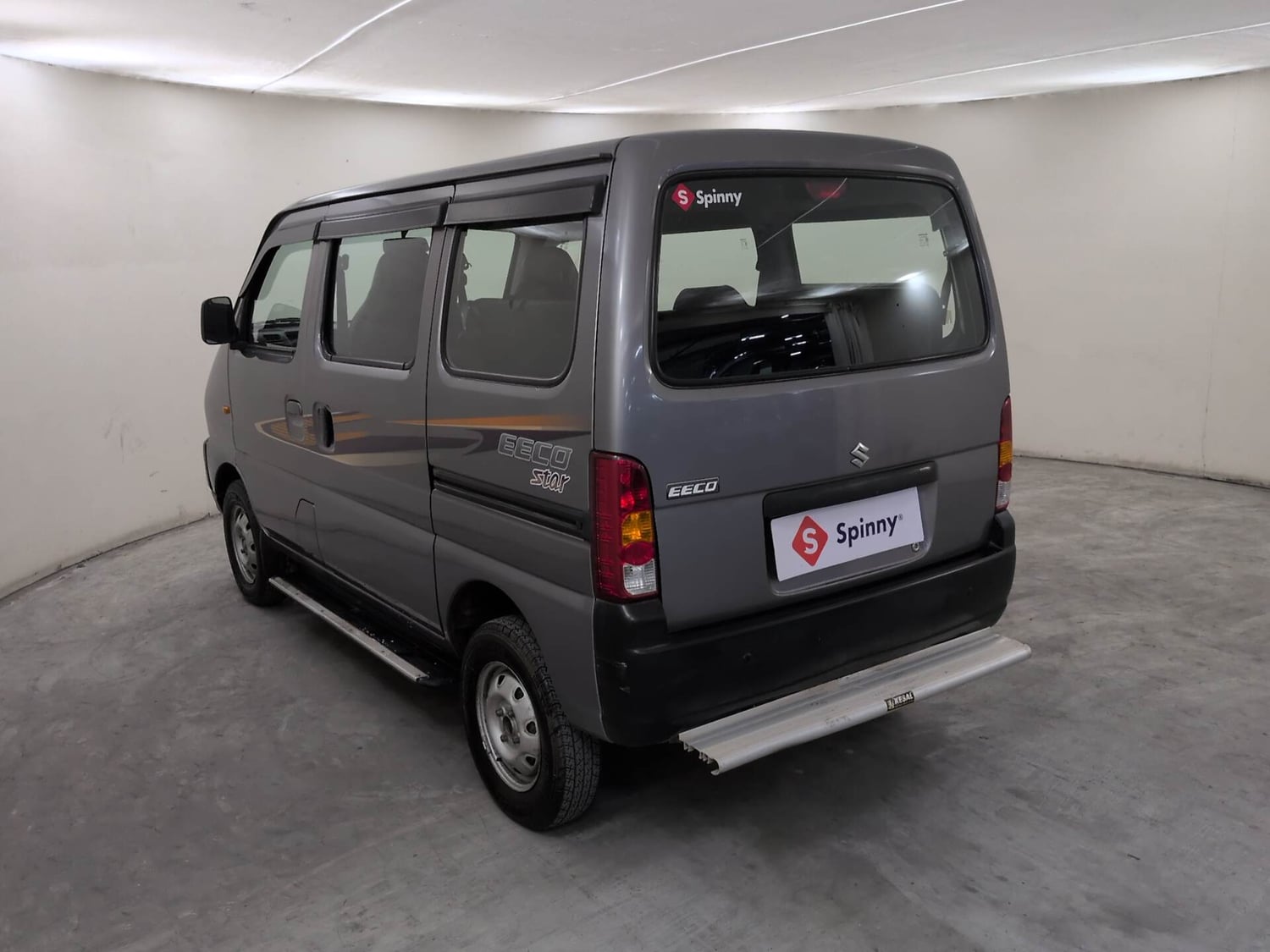 Used 2019 Maruti Suzuki Eeco 5 STR WITH A/C+HTR Petrol Manual exterior LEFT REAR CORNER VIEW