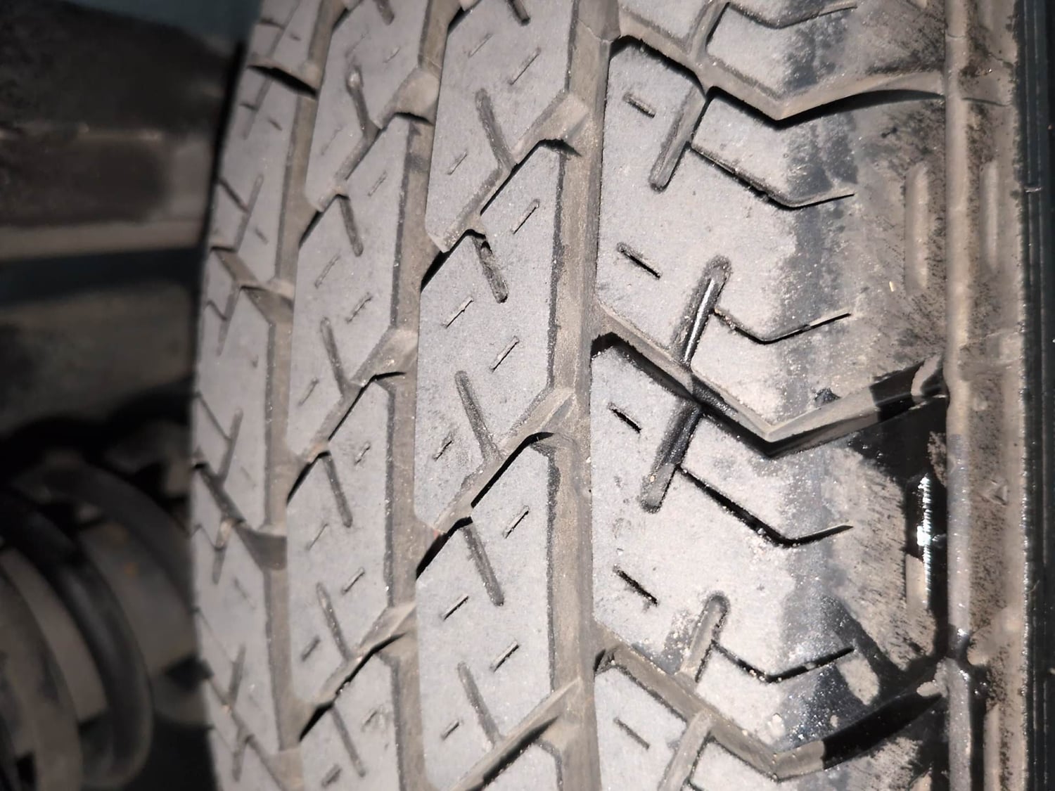 Used 2019 Maruti Suzuki Eeco 5 STR WITH A/C+HTR Petrol Manual tyres LEFT REAR TYRE TREAD VIEW