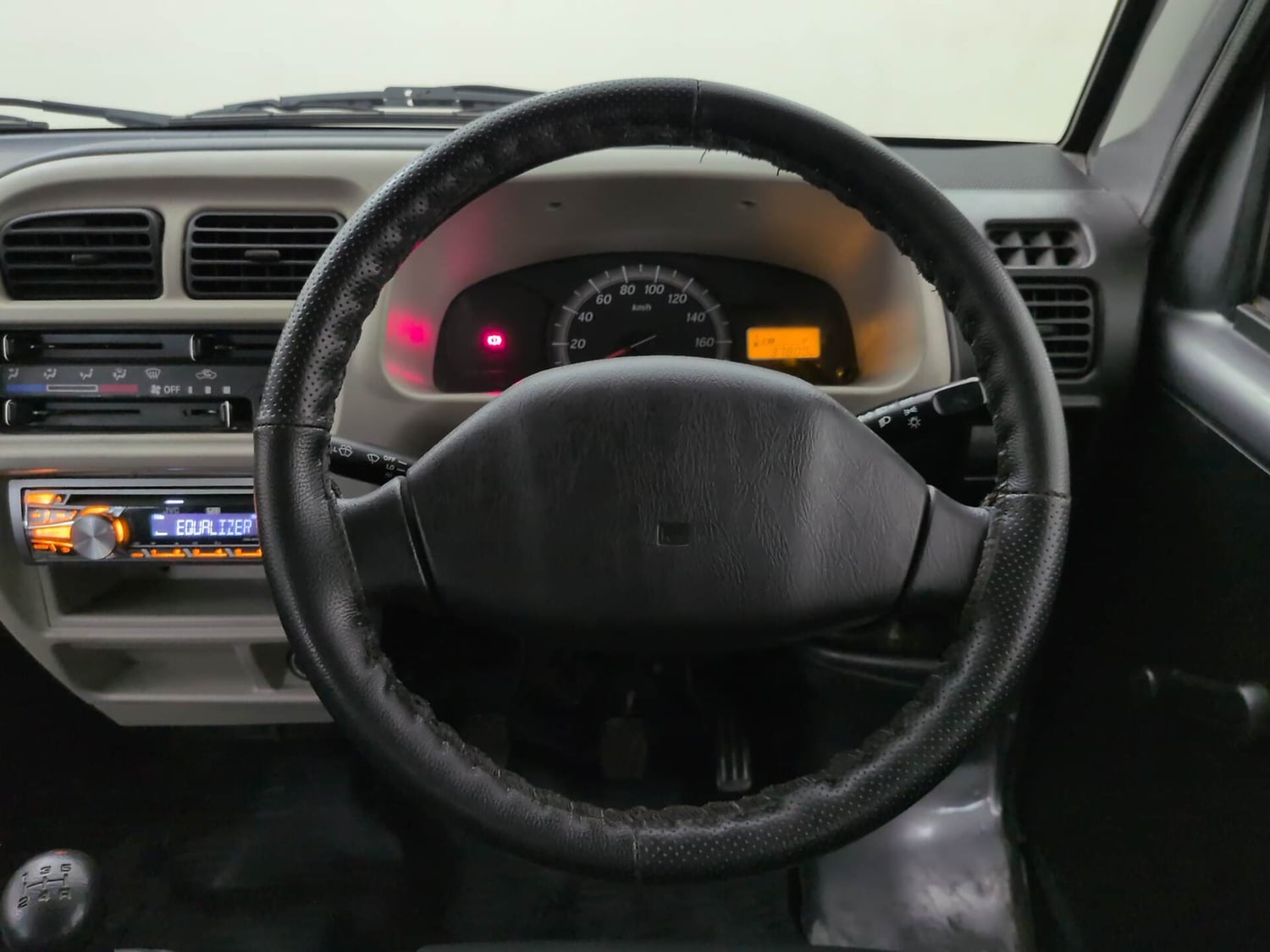 Used 2019 Maruti Suzuki Eeco 5 STR WITH A/C+HTR Petrol Manual interior STEERING VIEW
