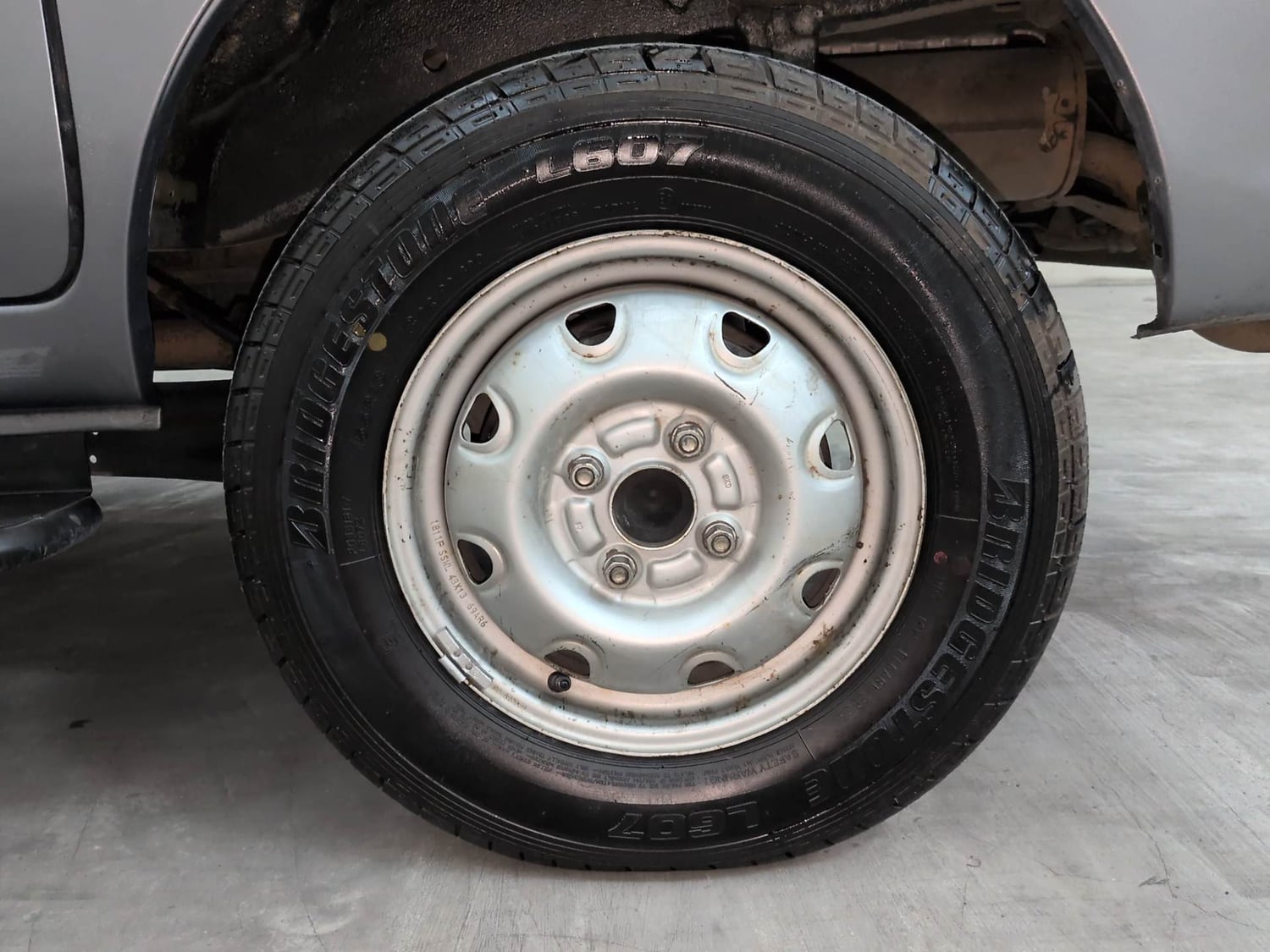 Used 2019 Maruti Suzuki Eeco 5 STR WITH A/C+HTR Petrol Manual tyres LEFT REAR TYRE RIM VIEW