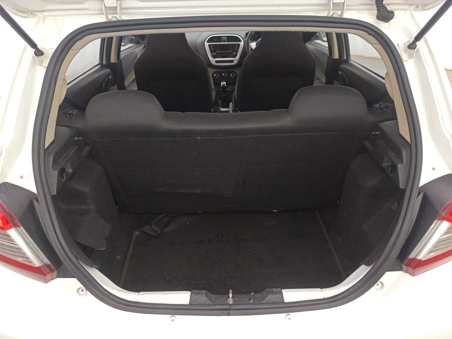 Used 2016 Tata Tiago Revotron XT Petrol Manual interior DICKY INSIDE VIEW