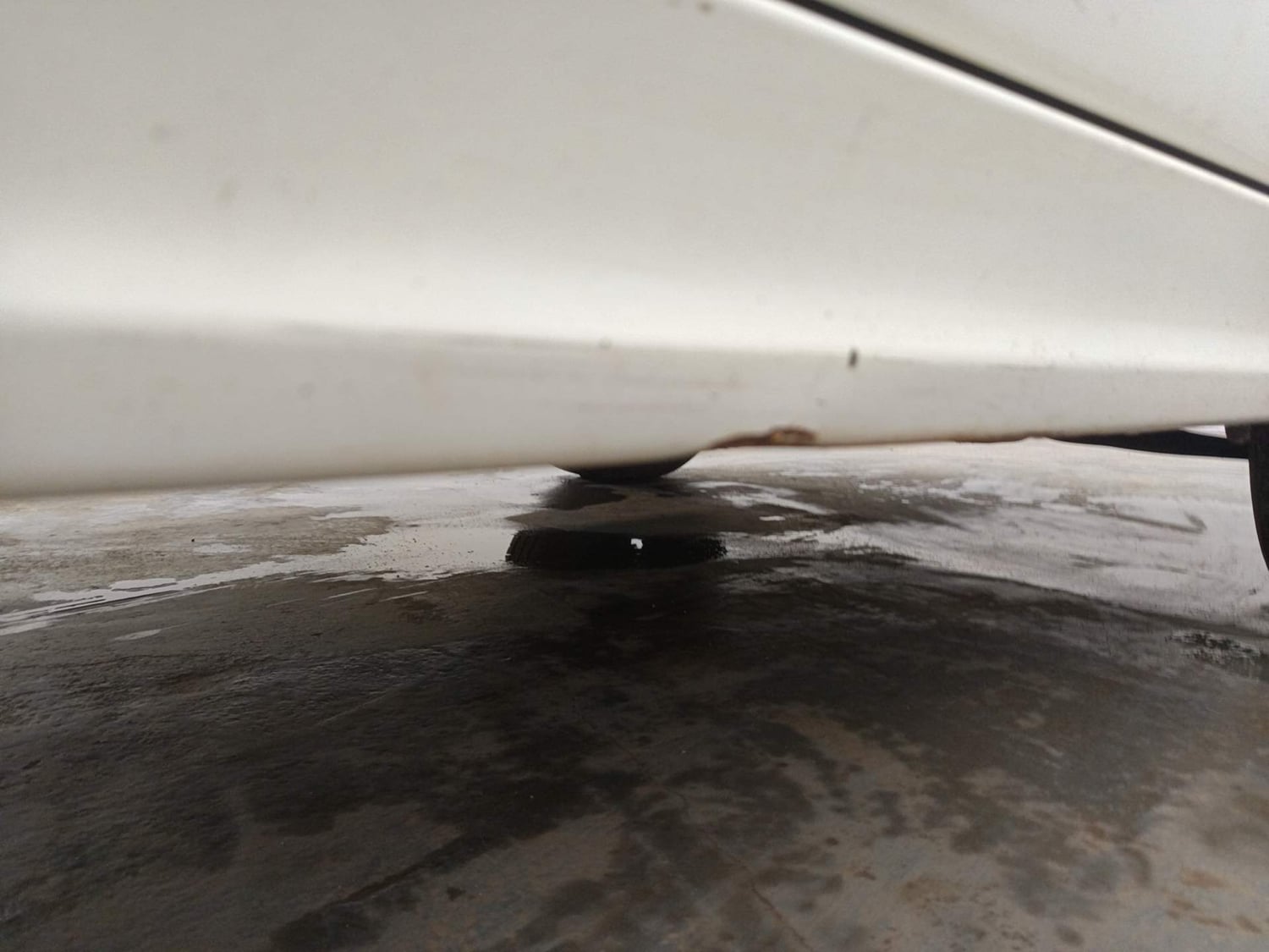 Used 2016 Tata Tiago Revotron XT Petrol Manual dents MINOR DENT