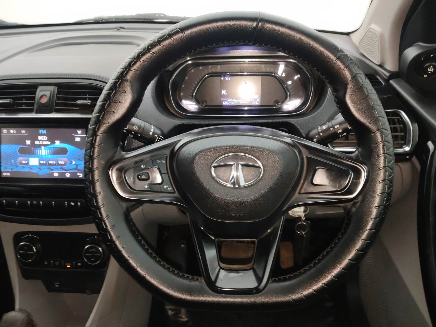 Used 2020 Tata Tiago XZA Plus Petrol Automatic interior STEERING VIEW