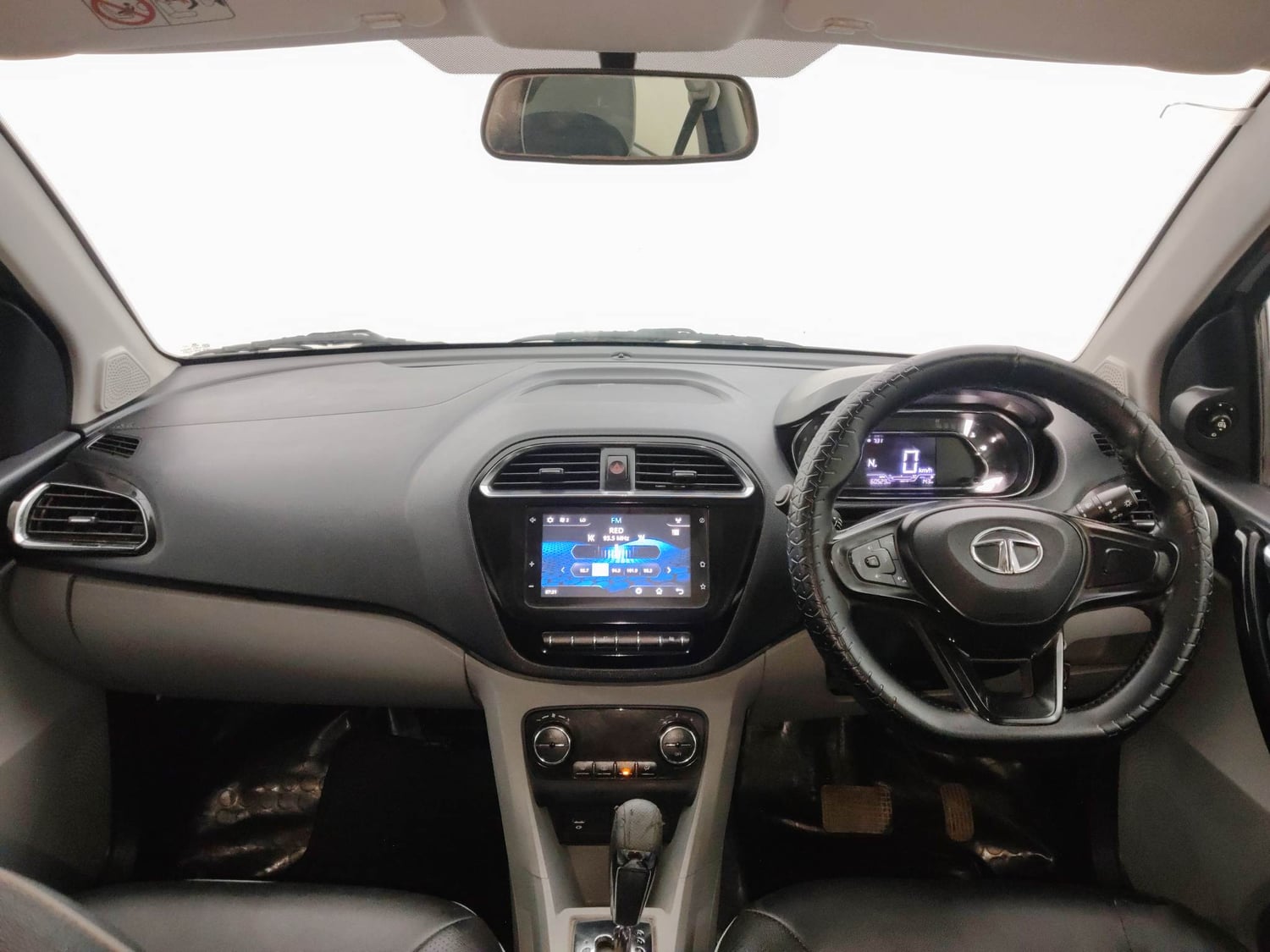 Used 2020 Tata Tiago XZA Plus Petrol Automatic interior DASHBOARD VIEW