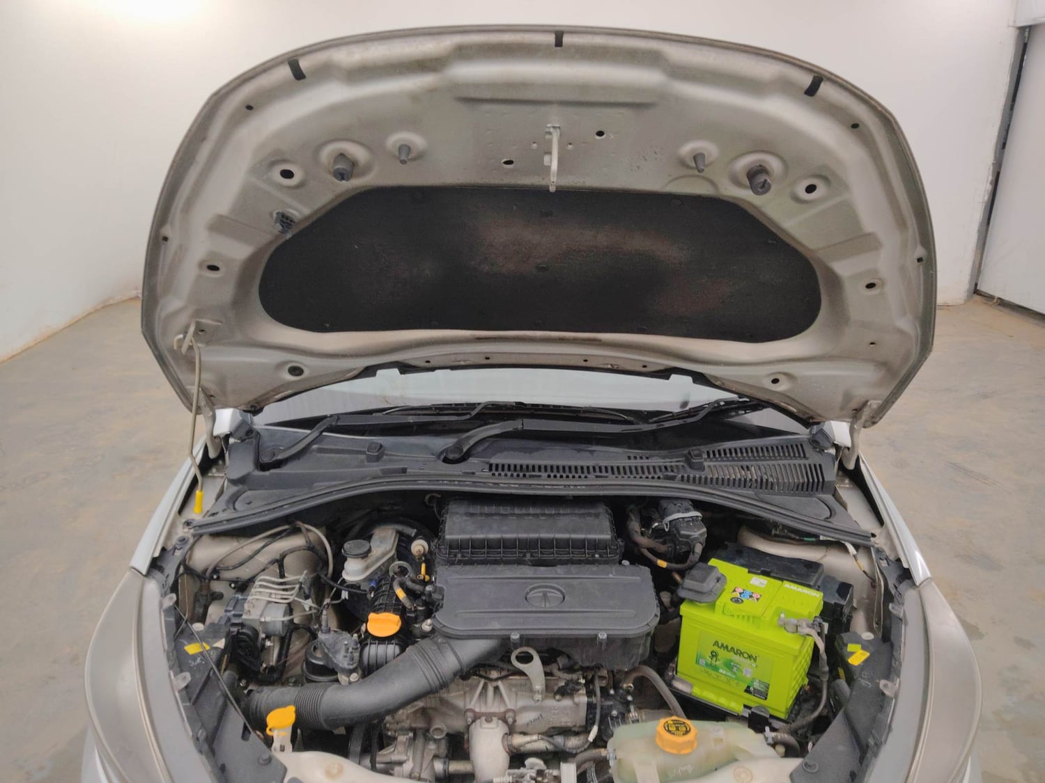 Used 2020 Tata Tiago XZA Plus Petrol Automatic engine ENGINE & BONNET OPEN FRONT VIEW