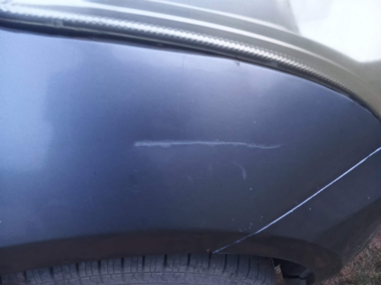 Used 2013 Maruti Suzuki Swift Dzire LXI Petrol Manual dents MINOR DENT