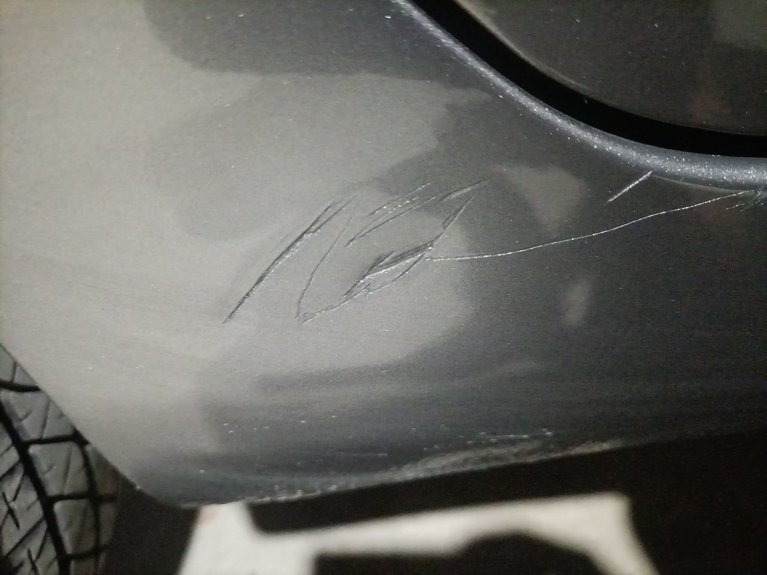 Used 2013 Maruti Suzuki Swift VXi Petrol Manual dents MINOR SCRATCH