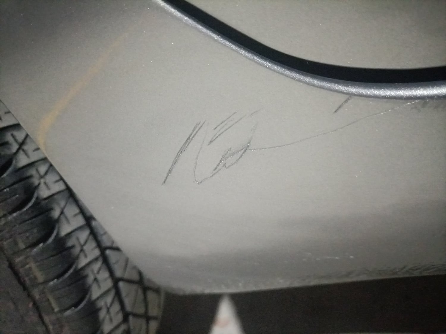 Used 2013 Maruti Suzuki Swift VXi Petrol Manual dents MINOR SCRATCH