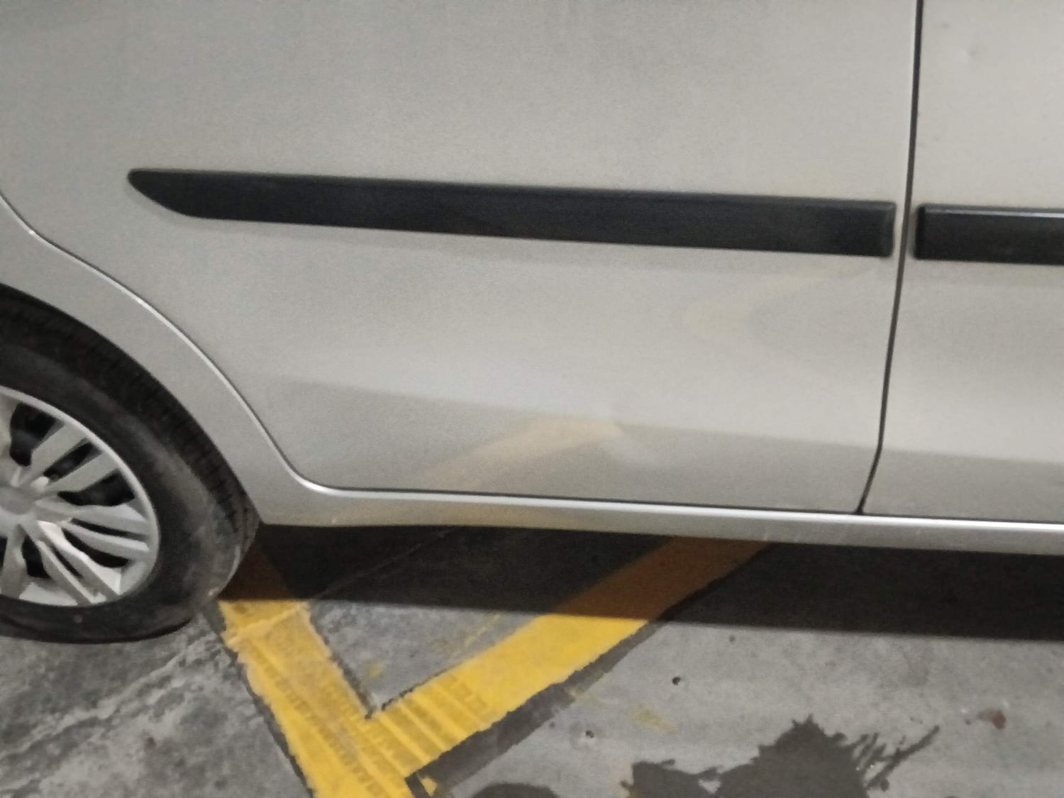 Used 2017 Maruti Suzuki Celerio ZXi Petrol Manual dents MINOR DENT