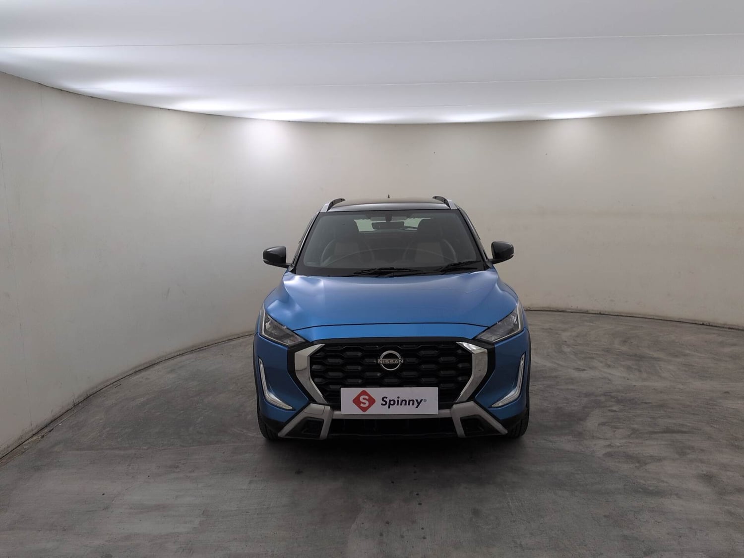 Used 2024 Nissan Magnite N-Connecta B4D 1.0 Petrol AMT Dual Tone Petrol Automatic exterior FRONT VIEW