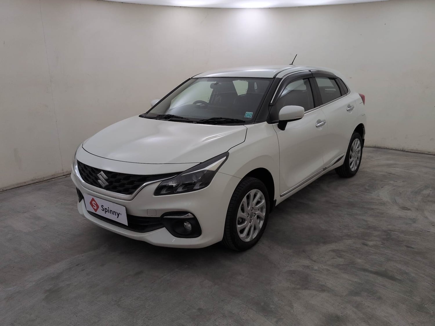 Used 2024 Maruti Suzuki Baleno Zeta MT Petrol Manual exterior LEFT FRONT CORNER VIEW