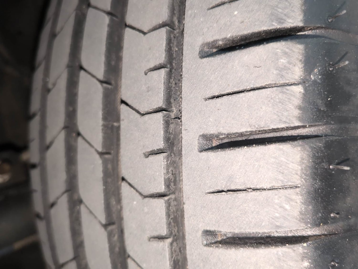 Used 2024 Maruti Suzuki Baleno Zeta MT Petrol Manual tyres RIGHT FRONT TYRE TREAD VIEW