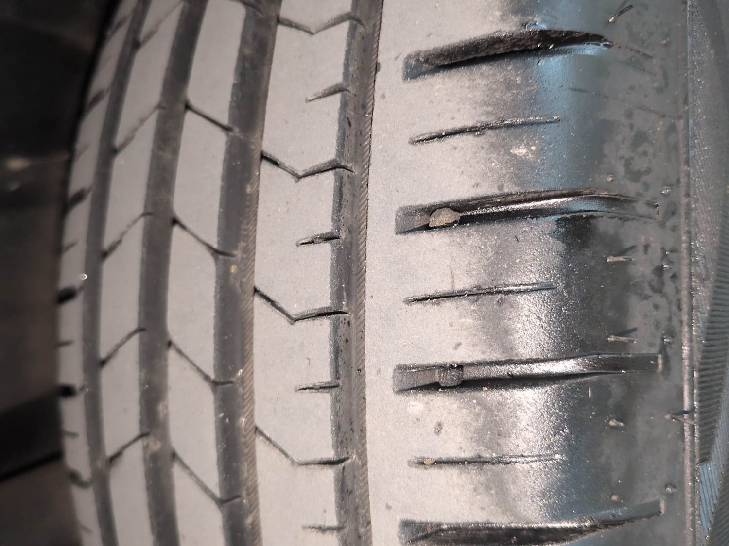 Used 2024 Maruti Suzuki Baleno Zeta MT Petrol Manual tyres RIGHT REAR TYRE TREAD VIEW