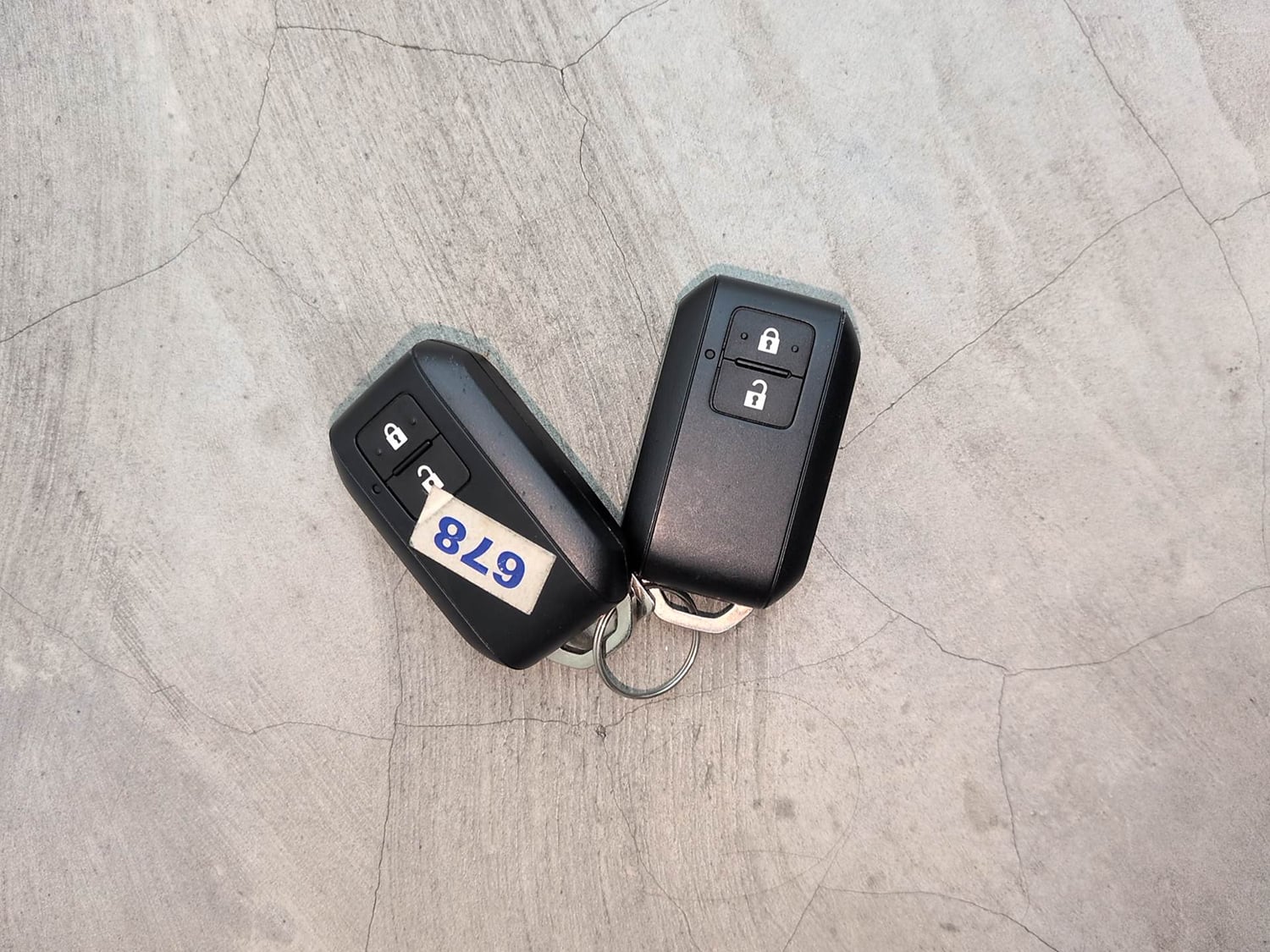 Used 2024 Maruti Suzuki Baleno Zeta MT Petrol Manual extra CAR KEY VIEW