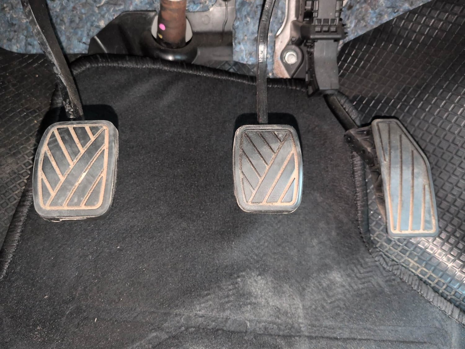 Used 2024 Maruti Suzuki Baleno Zeta MT Petrol Manual interior PEDALS VIEW