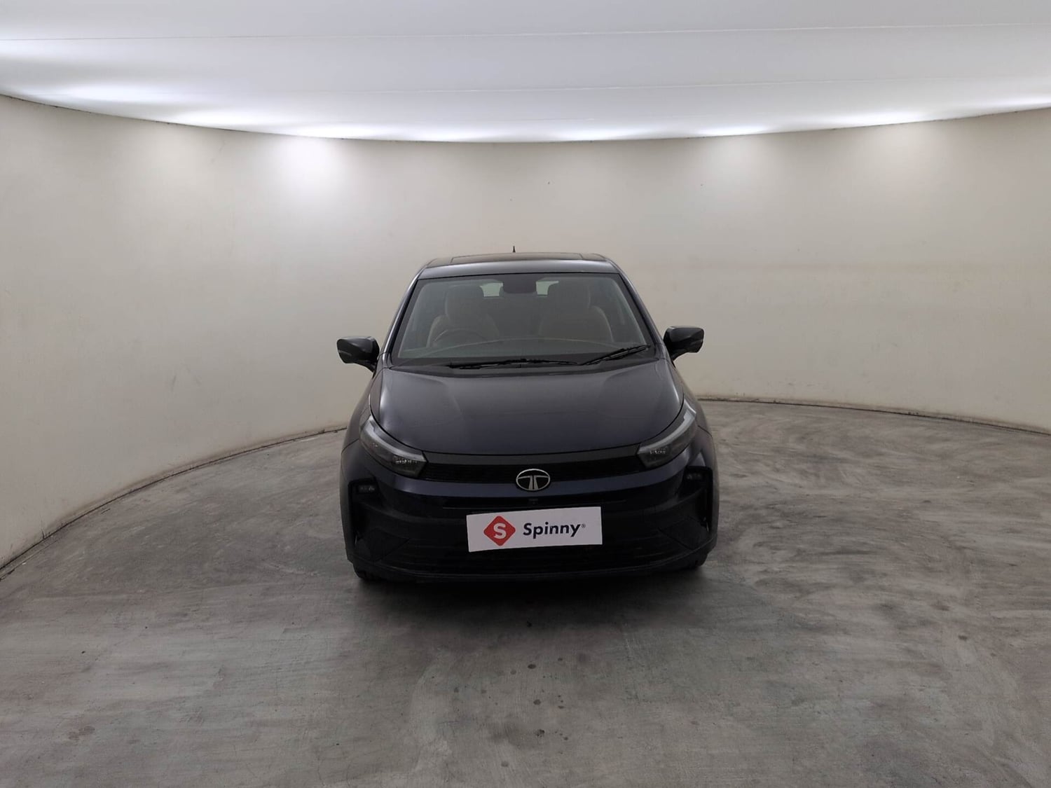 Used 2025 Tata Altroz Accomplished Plus S Petrol 6DCT Petrol Automatic exterior FRONT VIEW
