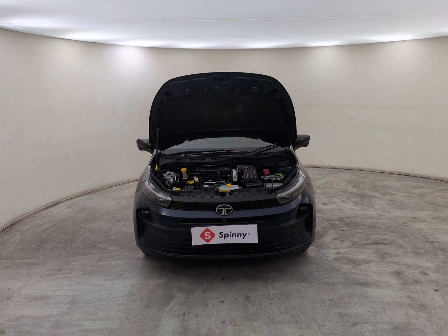 Used 2025 Tata Altroz Accomplished Plus S Petrol 6DCT Petrol Automatic engine ENGINE & BONNET OPEN FRONT VIEW
