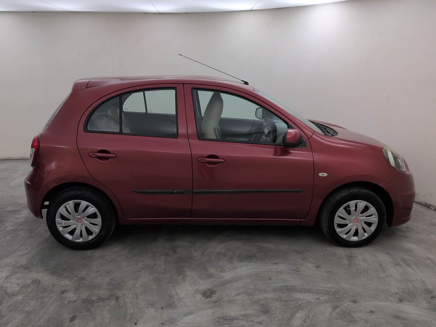 Used 2016 Nissan Micra Active XV Safety Pack Petrol Manual exterior RIGHT SIDE VIEW